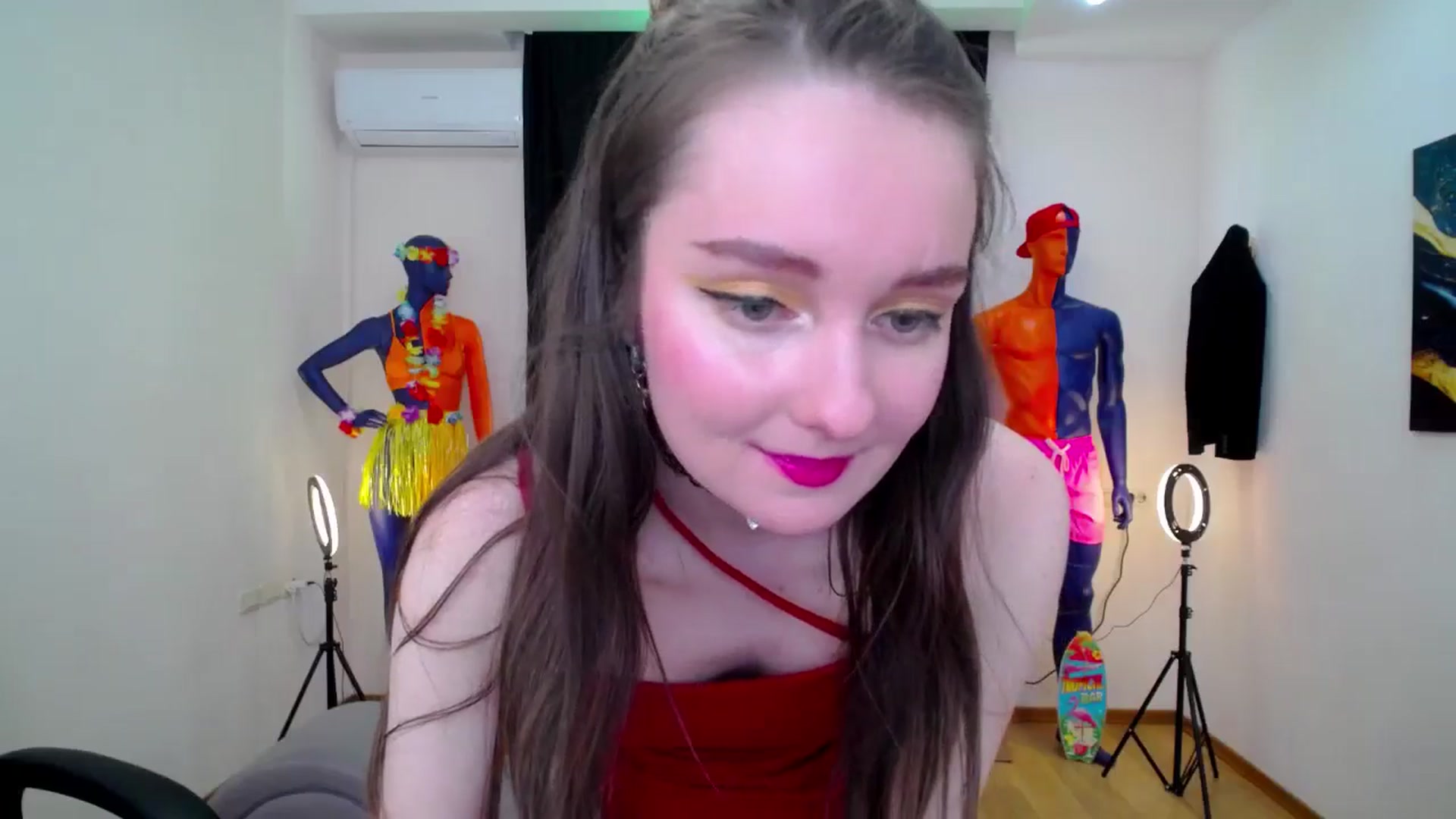 Gallery image thumbnail from Milim_Nava's myfreecams stream on, 10/13/2024, 13:11 image 6 of 20