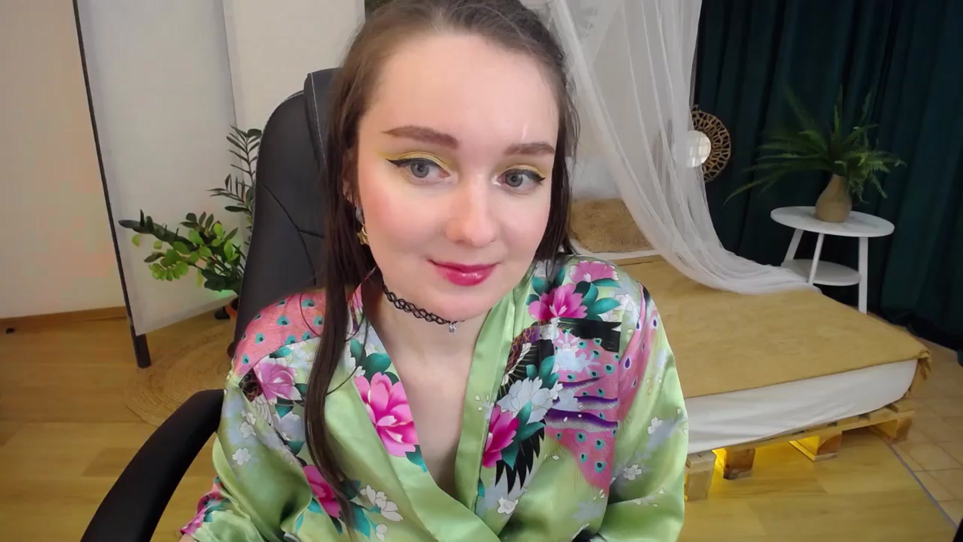 Gallery image thumbnail from Milim_Nava's myfreecams stream on, 10/13/2024, 14:31 image 16 of 20