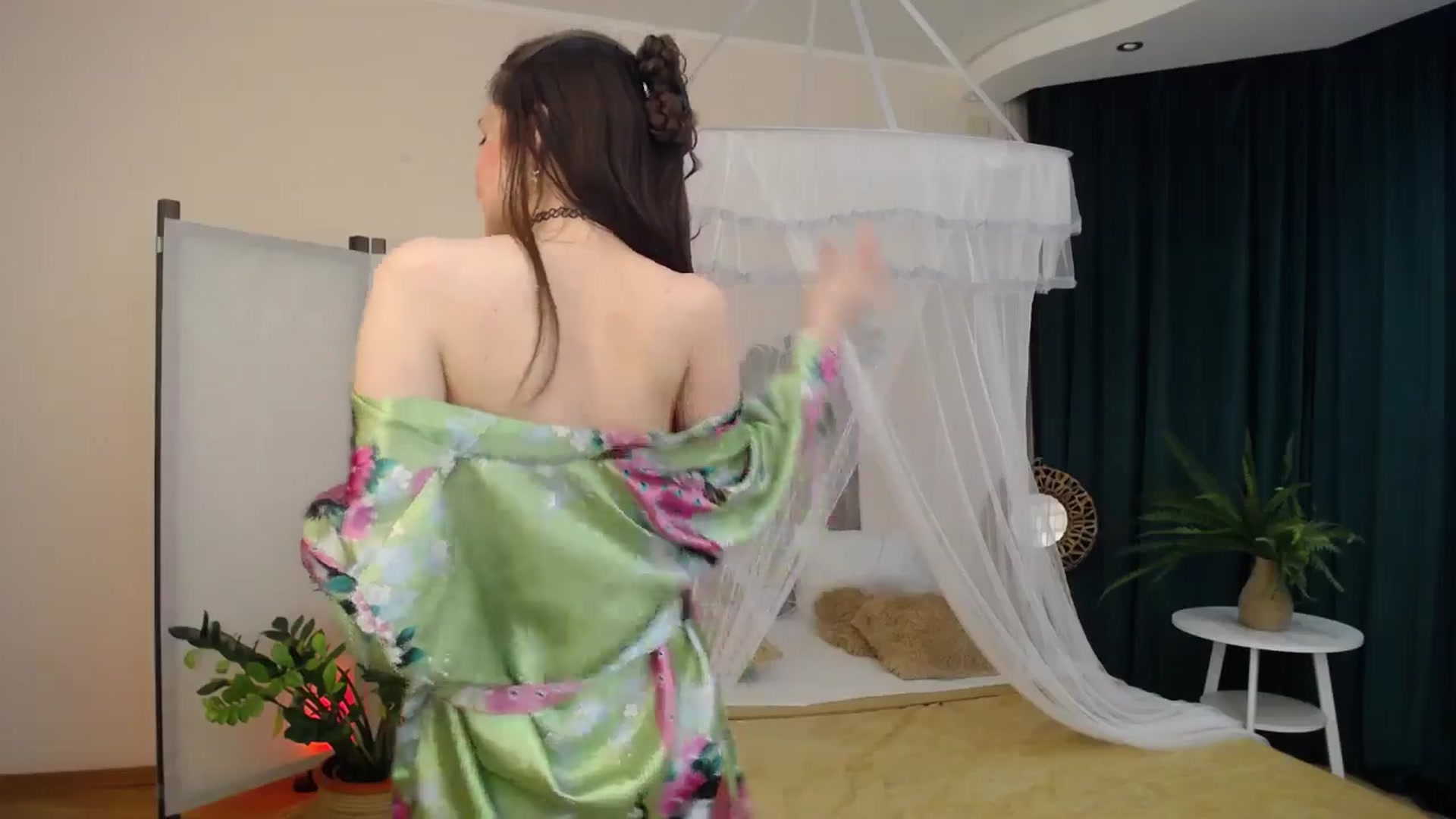 Gallery image thumbnail from Milim_Nava's myfreecams stream on, 10/13/2024, 14:31 image 13 of 20