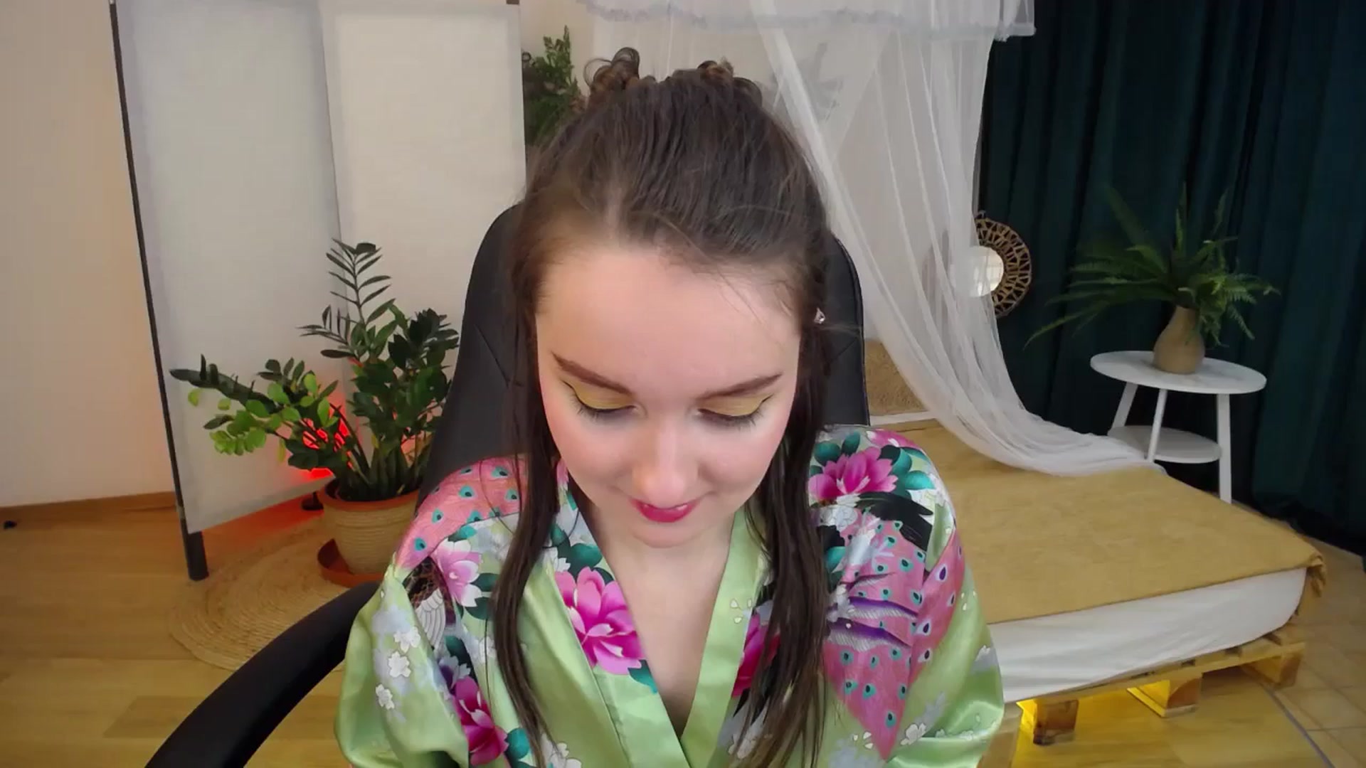 Gallery image thumbnail from Milim_Nava's myfreecams stream on, 10/13/2024, 14:31 image 18 of 20