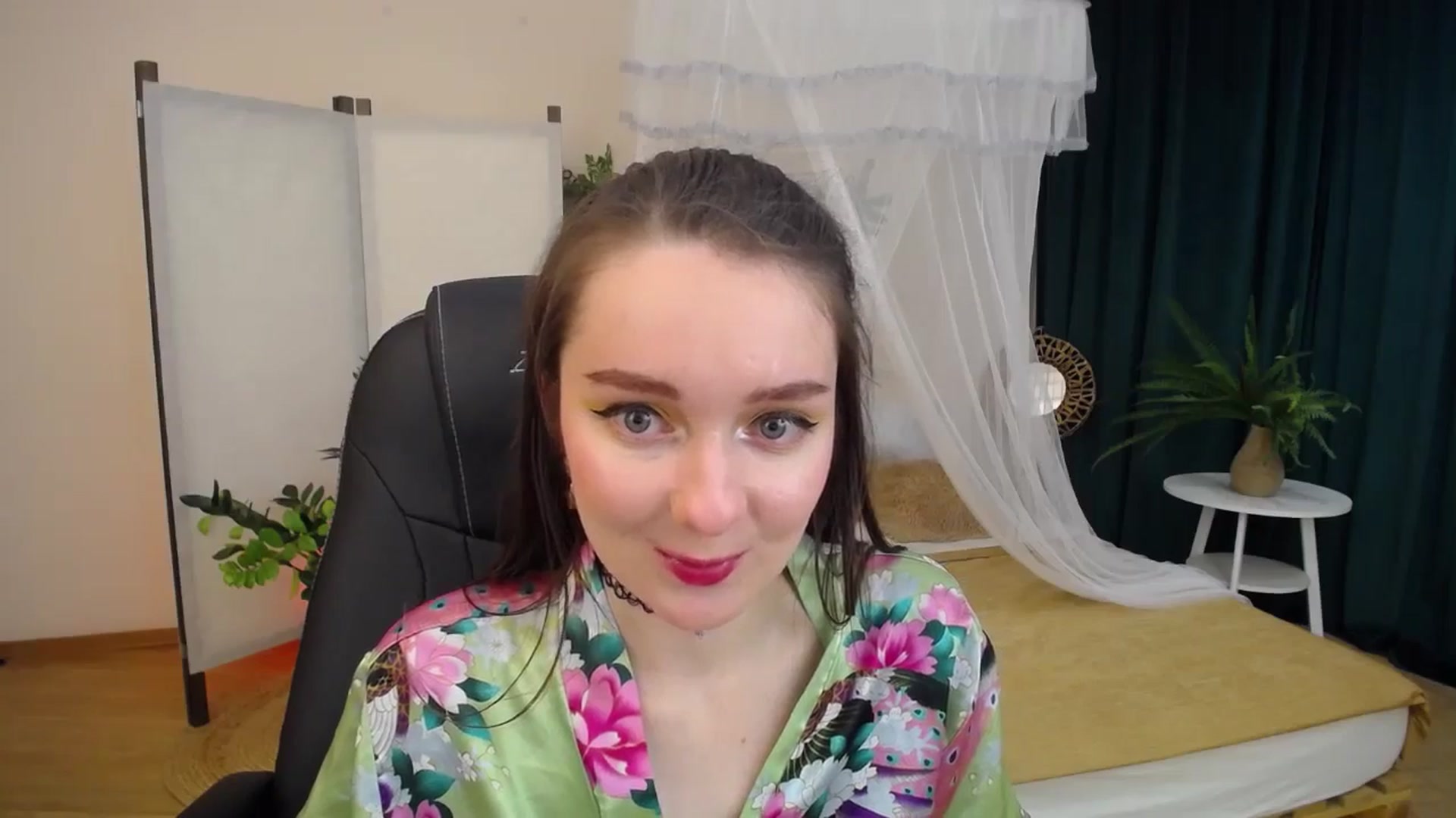 Gallery image thumbnail from Milim_Nava's myfreecams stream on, 10/13/2024, 14:31 image 4 of 20