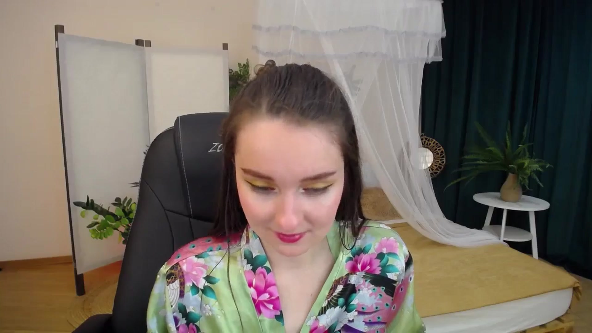 Gallery image thumbnail from Milim_Nava's myfreecams stream on, 10/13/2024, 14:31 image 8 of 20