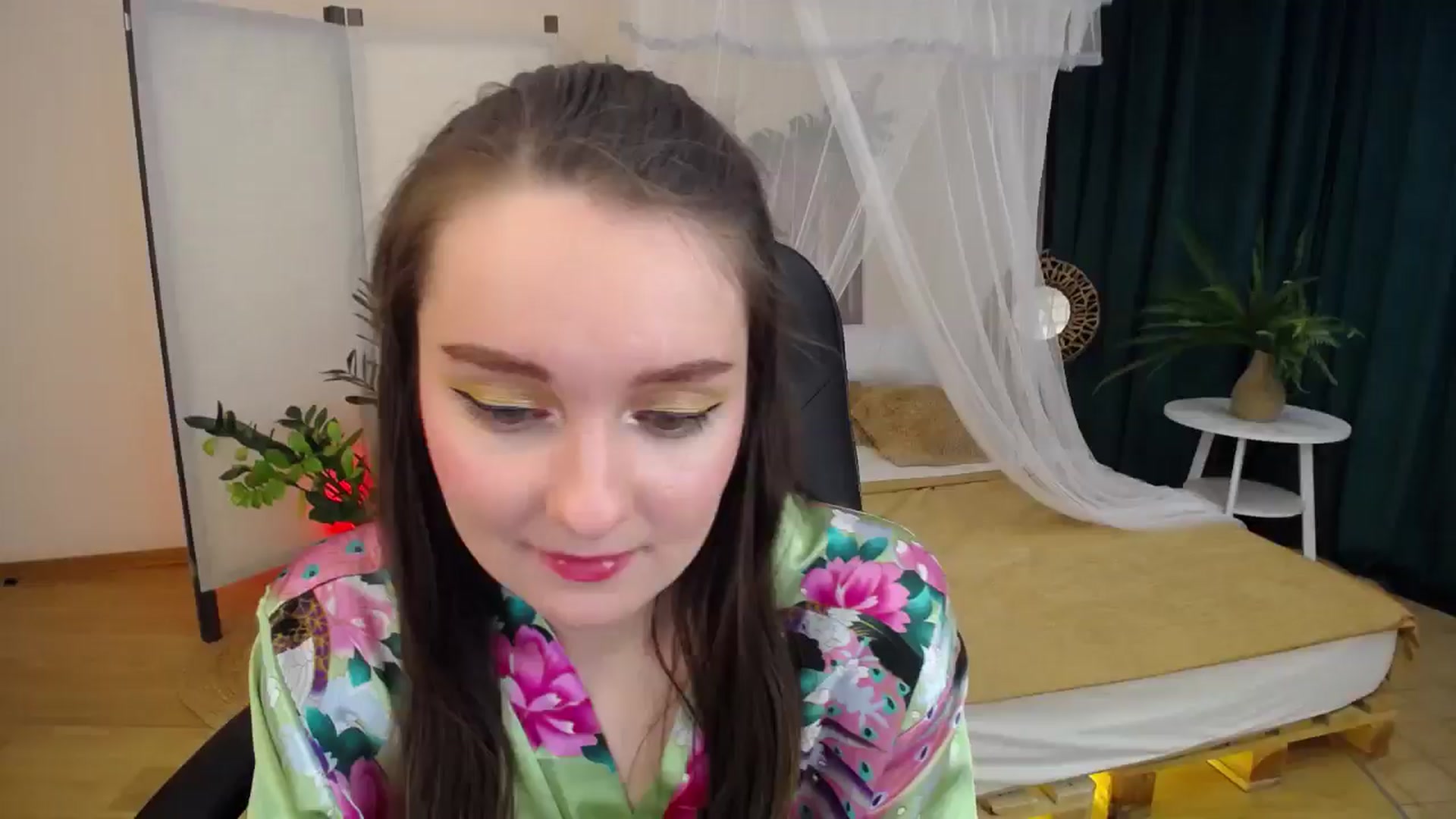 Gallery image thumbnail from Milim_Nava's myfreecams stream on, 10/13/2024, 15:05 image 14 of 20