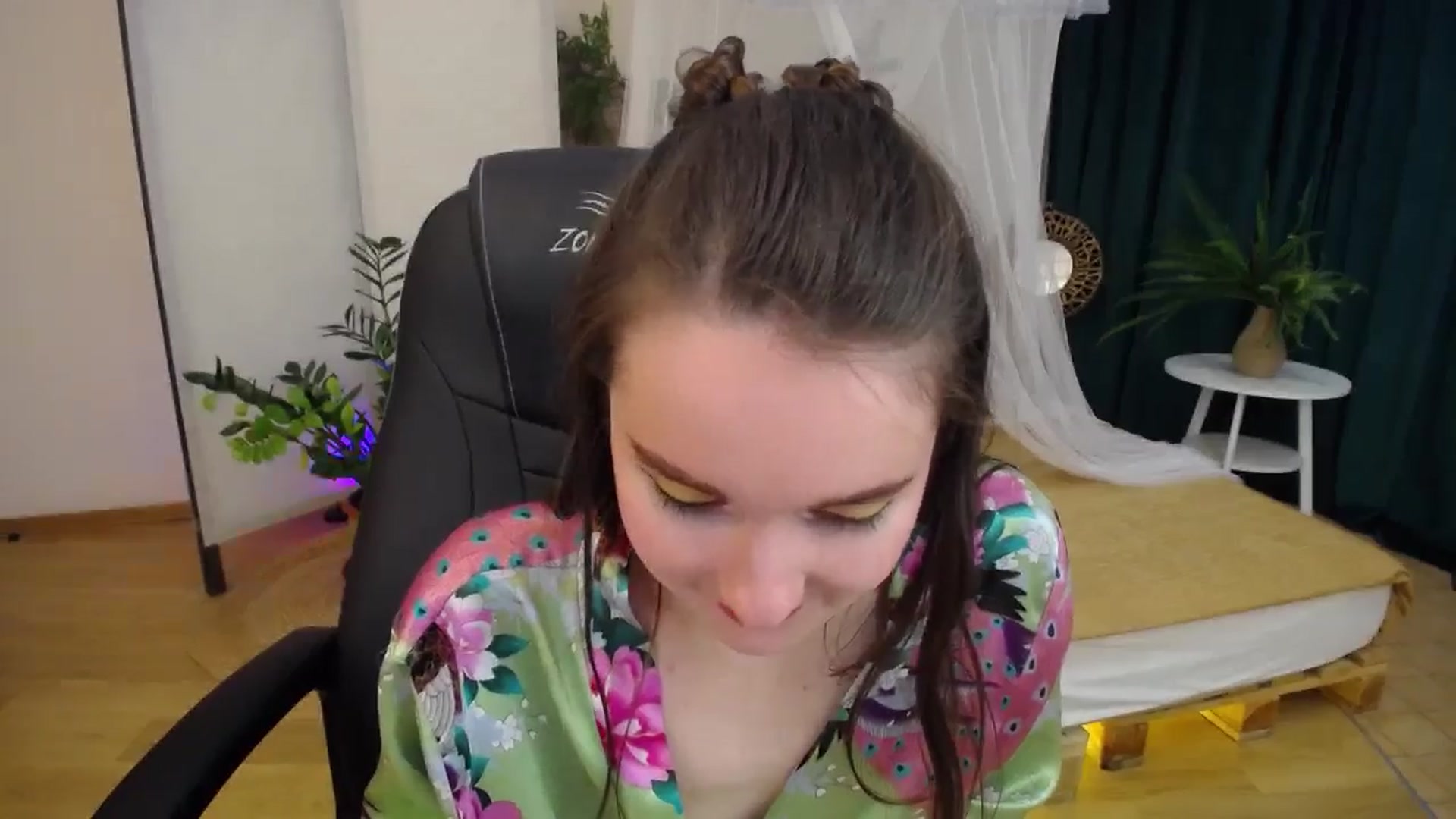 Gallery image thumbnail from Milim_Nava's myfreecams stream on, 10/13/2024, 15:05 image 3 of 20