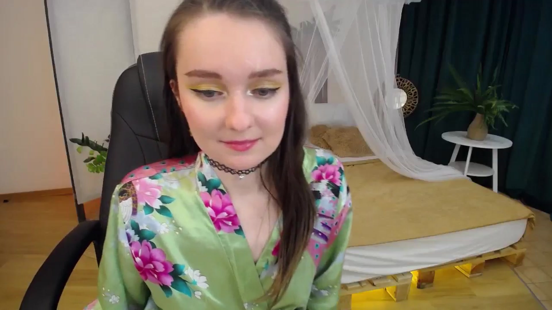 Gallery image thumbnail from Milim_Nava's myfreecams stream on, 10/13/2024, 15:05 image 19 of 20