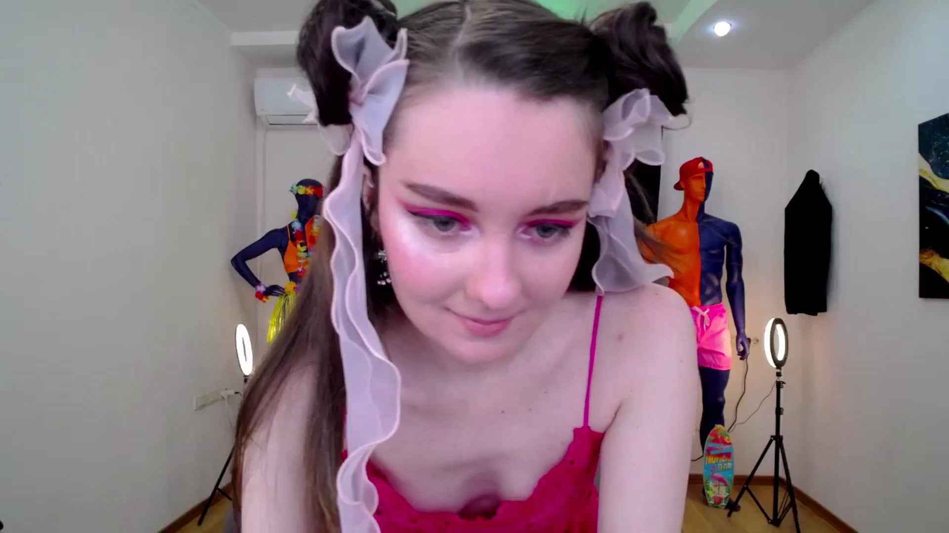 Gallery image thumbnail from Milim_Nava's myfreecams stream on, 10/16/2024, 18:49 image 15 of 20