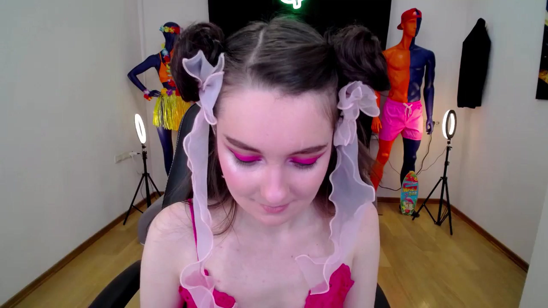 Gallery image thumbnail from Milim_Nava's myfreecams stream on, 10/16/2024, 18:49 image 14 of 20