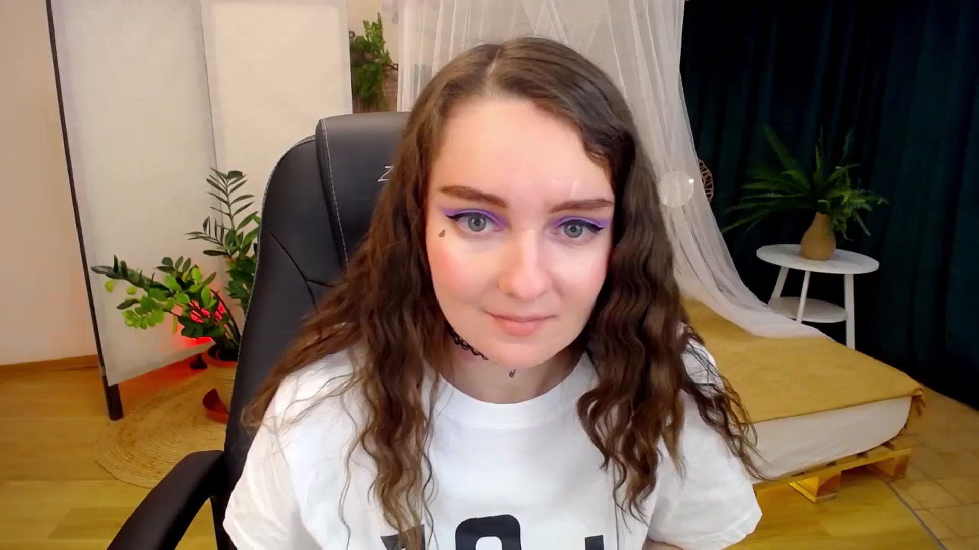 Gallery image thumbnail from Milim_Nava's myfreecams stream on, 10/17/2024, 18:35 image 15 of 20
