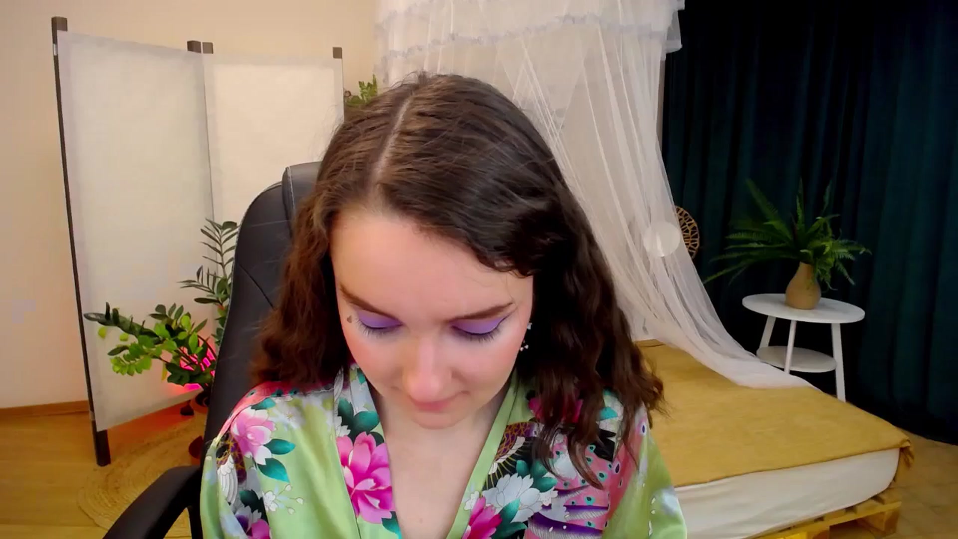 Gallery image thumbnail from Milim_Nava's myfreecams stream on, 10/18/2024, 24:01 image 11 of 20