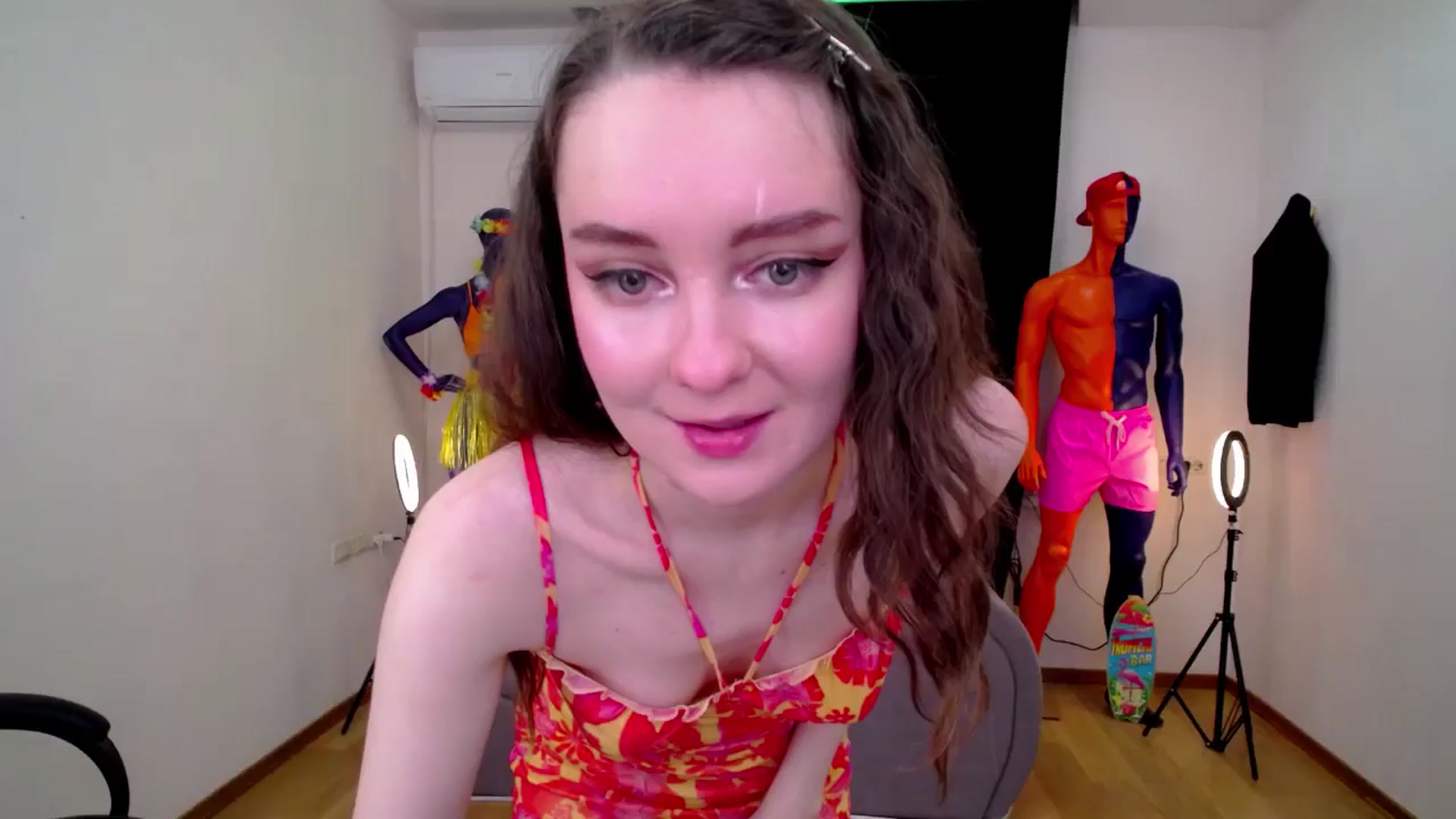 Gallery image thumbnail from Milim_Nava's myfreecams stream on, 10/18/2024, 12:50 image 5 of 20