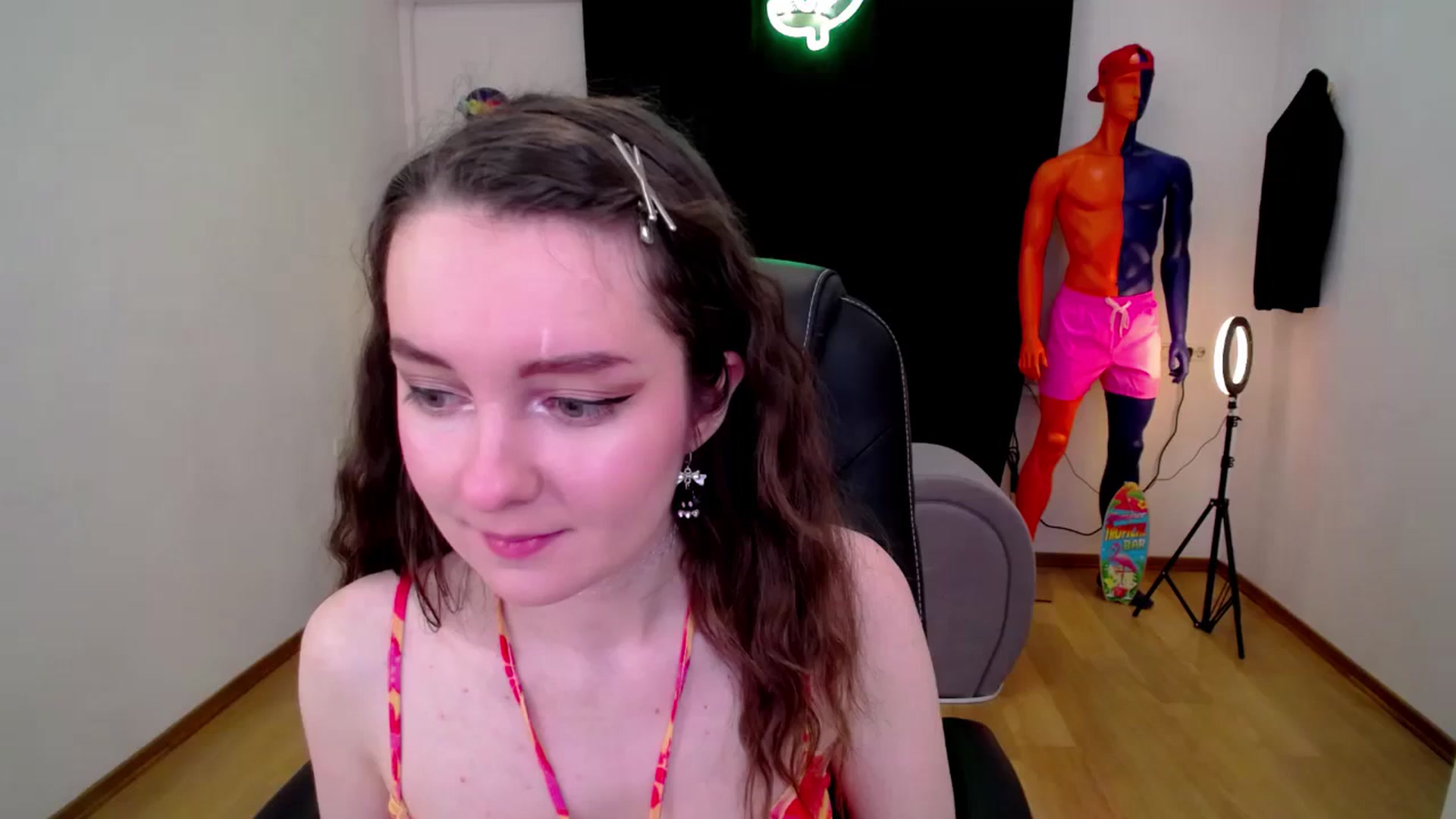 Gallery image thumbnail from Milim_Nava's myfreecams stream on, 10/18/2024, 12:50 image 17 of 20