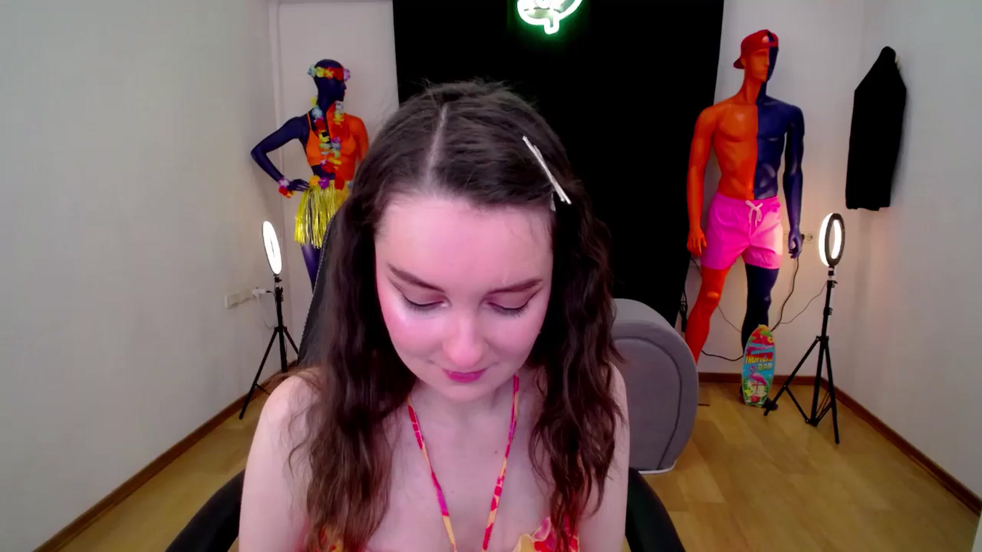 Gallery image thumbnail from Milim_Nava's myfreecams stream on, 10/18/2024, 12:50 image 16 of 20