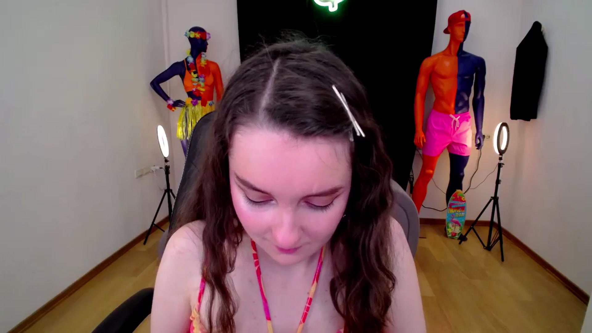 Gallery image thumbnail from Milim_Nava's myfreecams stream on, 10/18/2024, 13:57 image 2 of 20