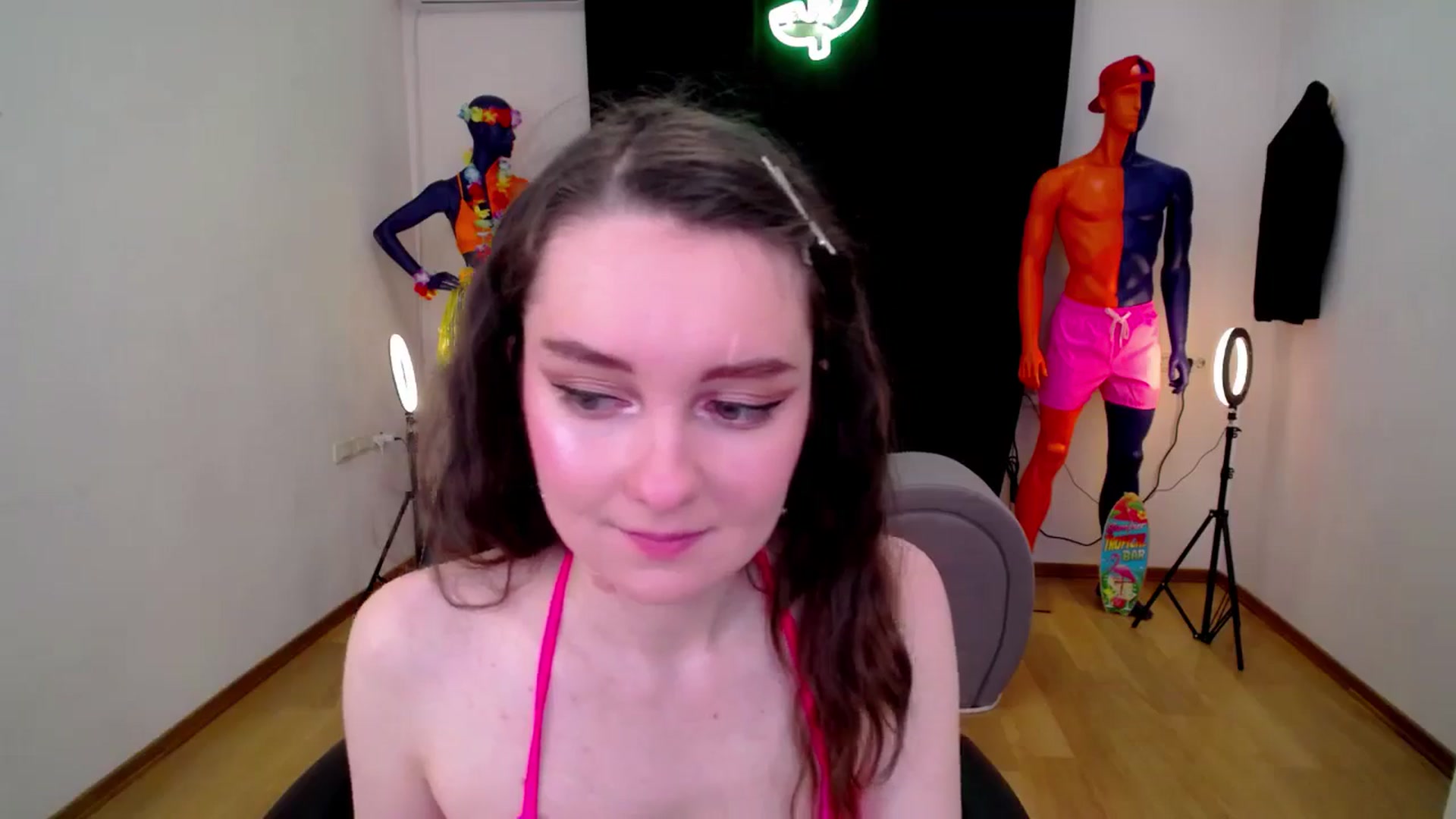 Gallery image thumbnail from Milim_Nava's myfreecams stream on, 10/18/2024, 14:28 image 14 of 20