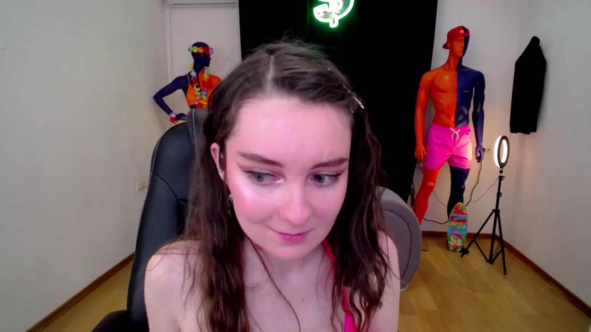 Gallery image thumbnail from Milim_Nava's myfreecams stream on, 10/18/2024, 15:34 image 7 of 20