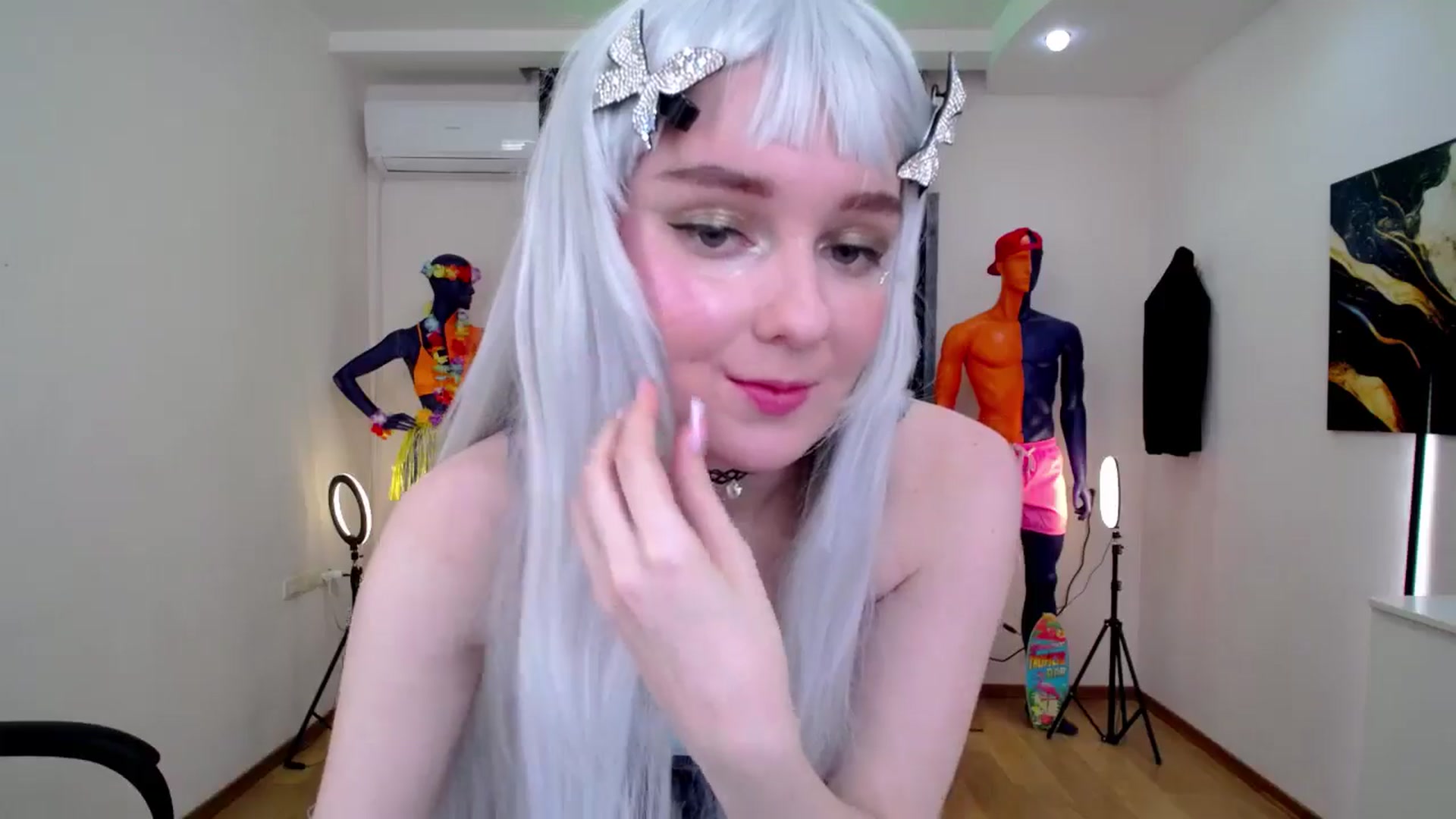Gallery image thumbnail from Milim_Nava's myfreecams stream on, 10/24/2024, 10:57 image 12 of 20