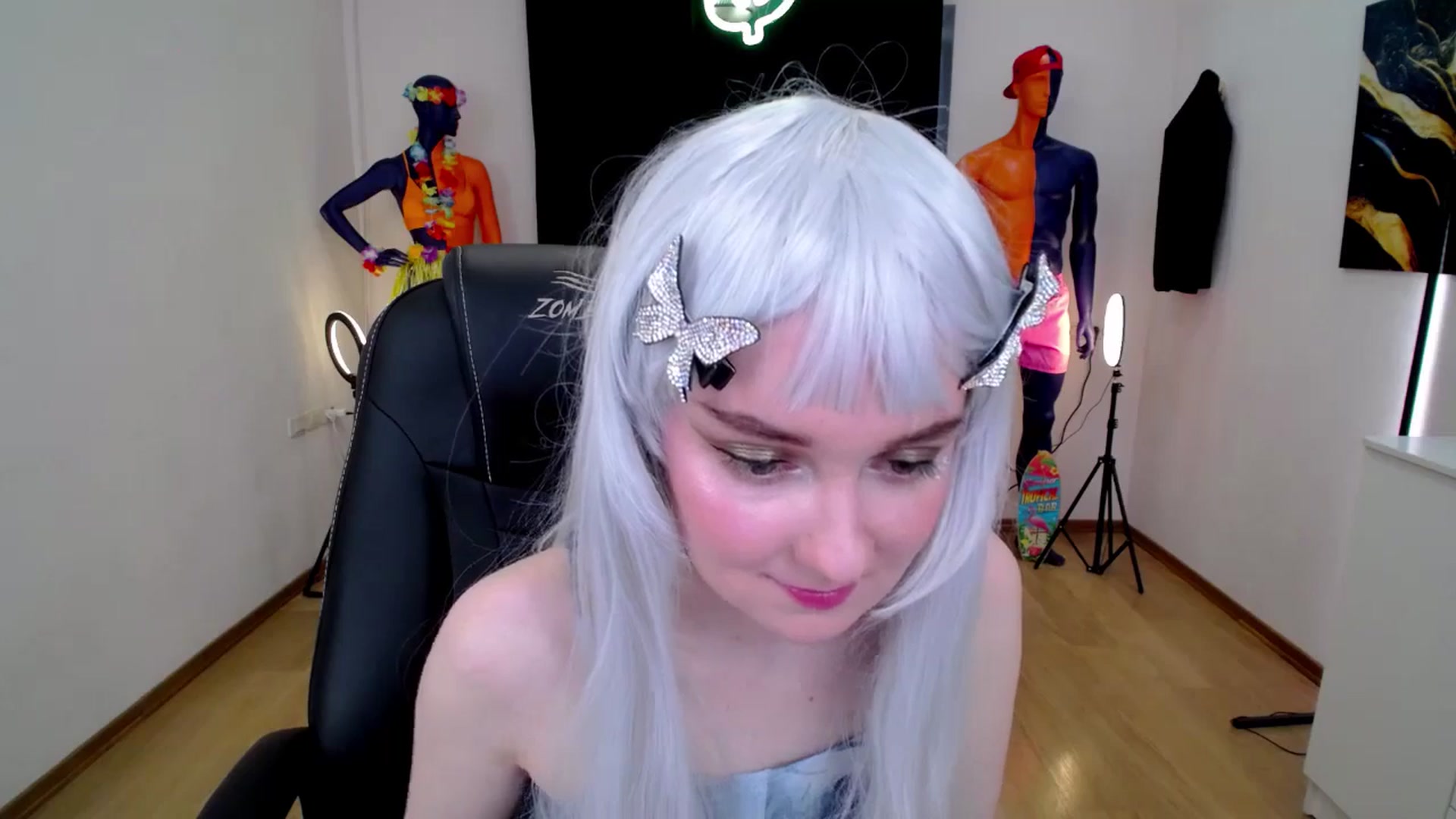 Gallery image thumbnail from Milim_Nava's myfreecams stream on, 10/24/2024, 10:57 image 2 of 20
