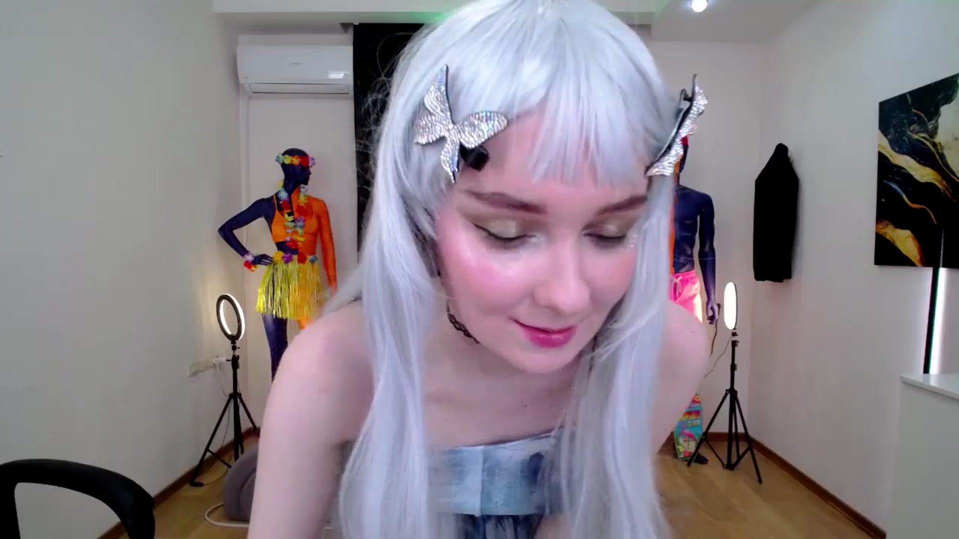 Gallery image thumbnail from Milim_Nava's myfreecams stream on, 10/24/2024, 10:57 image 3 of 20