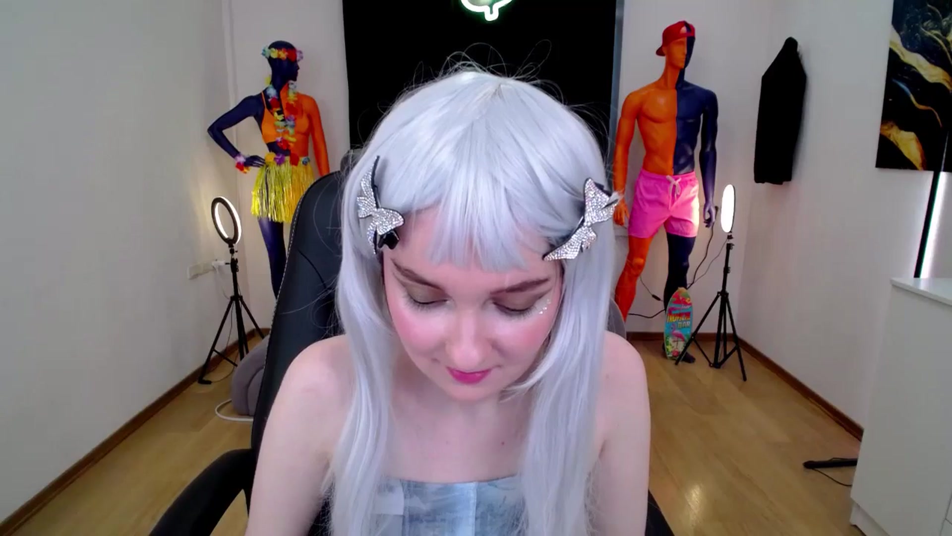 Gallery image thumbnail from Milim_Nava's myfreecams stream on, 10/24/2024, 10:57 image 18 of 20
