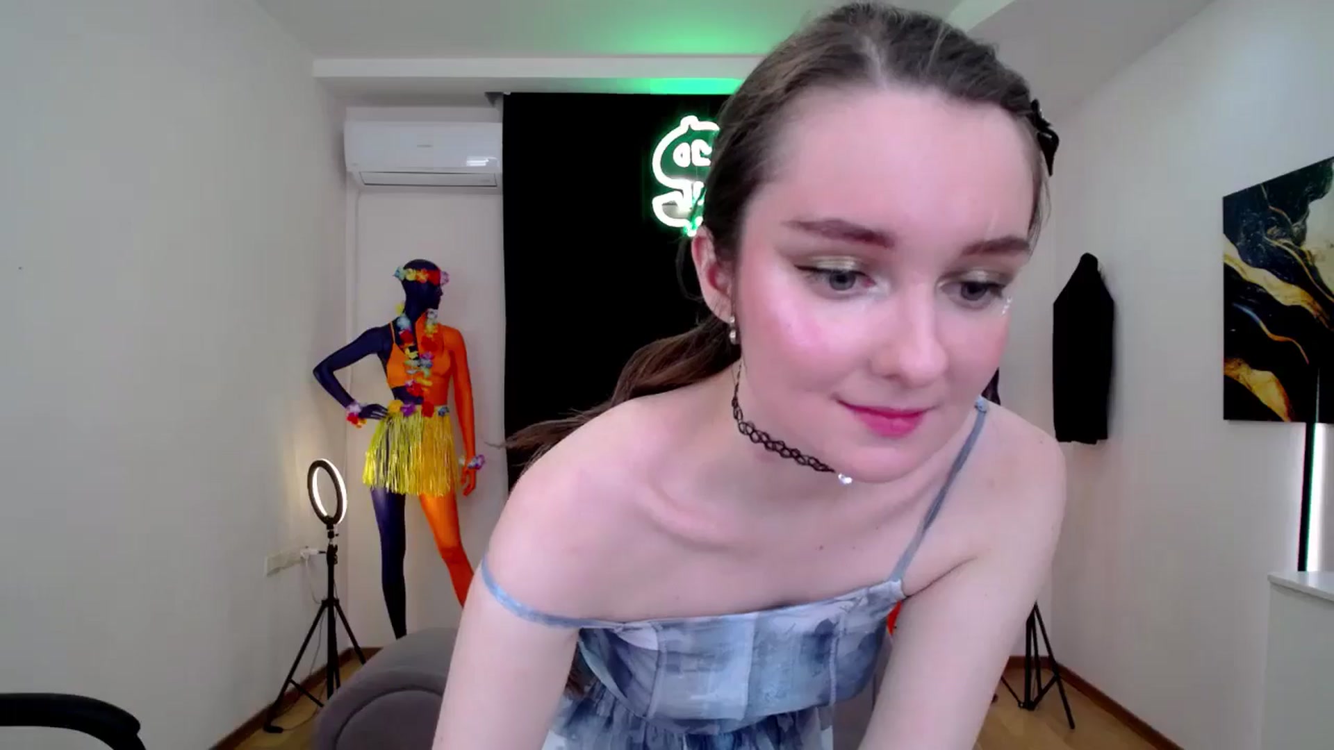 Gallery image thumbnail from Milim_Nava's myfreecams stream on, 10/24/2024, 12:07 image 20 of 20