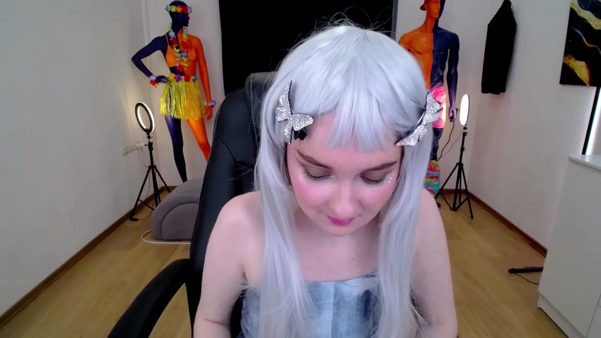 Gallery image thumbnail from Milim_Nava's myfreecams stream on, 10/24/2024, 12:07 image 4 of 20