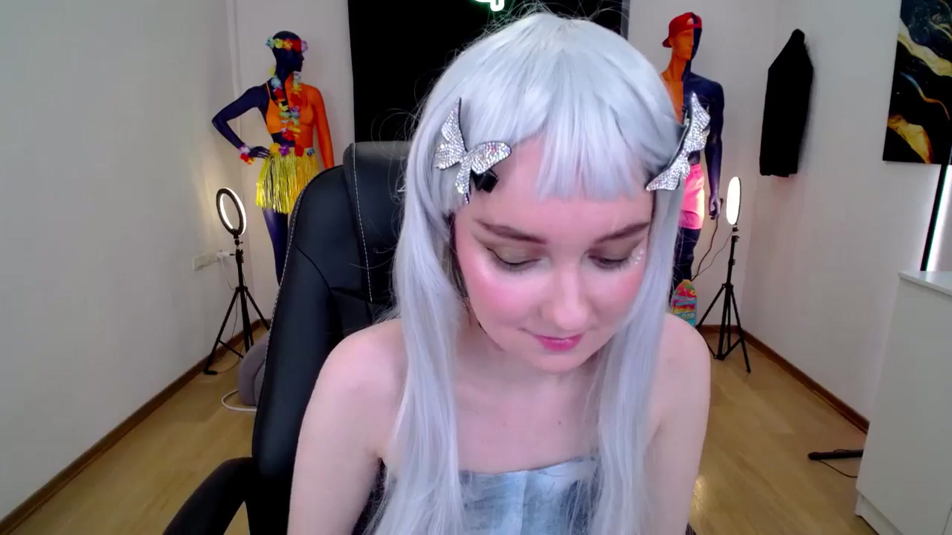 Gallery image thumbnail from Milim_Nava's myfreecams stream on, 10/24/2024, 12:07 image 8 of 20