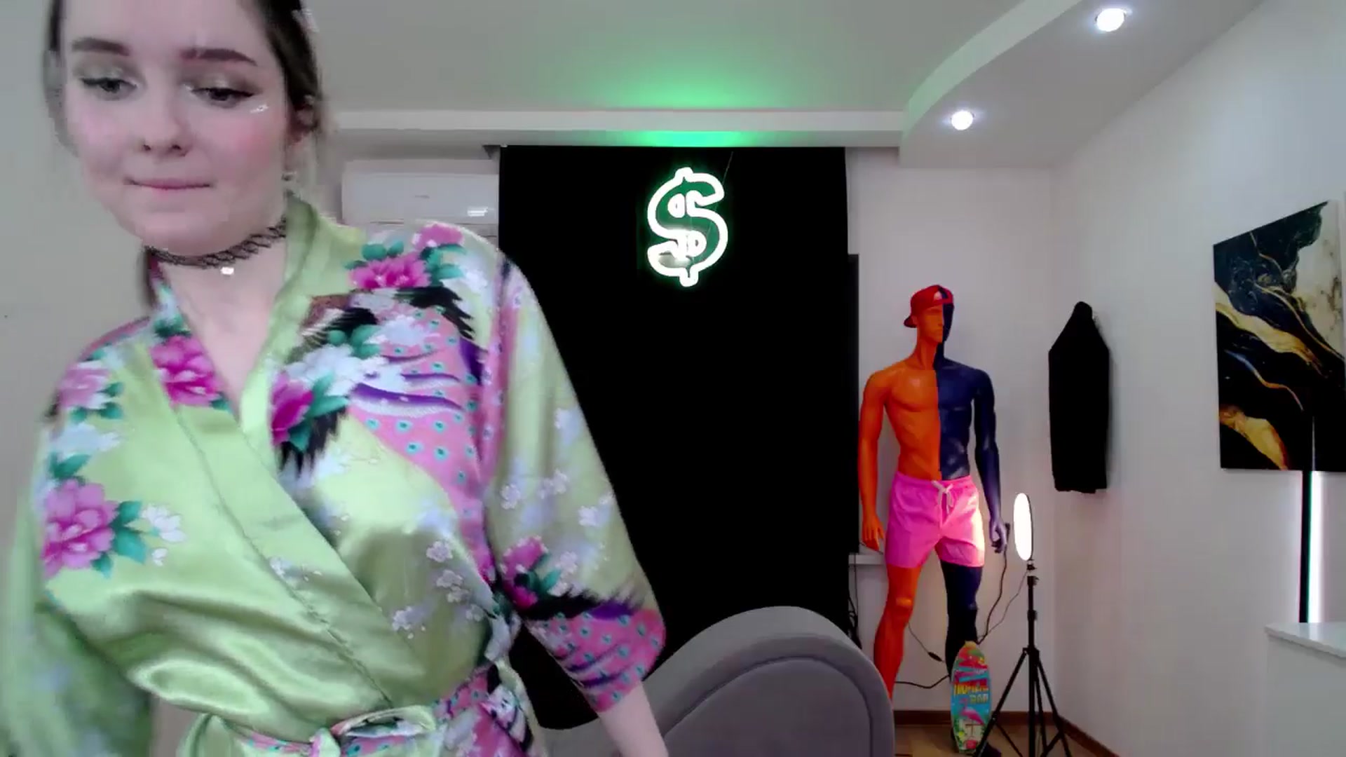 Gallery image thumbnail from Milim_Nava's myfreecams stream on, 10/24/2024, 14:13 image 2 of 20