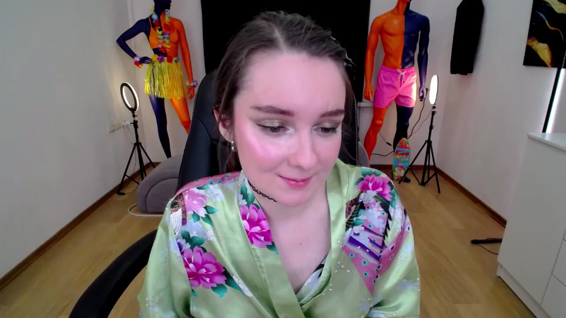 Gallery image thumbnail from Milim_Nava's myfreecams stream on, 10/24/2024, 14:13 image 17 of 20