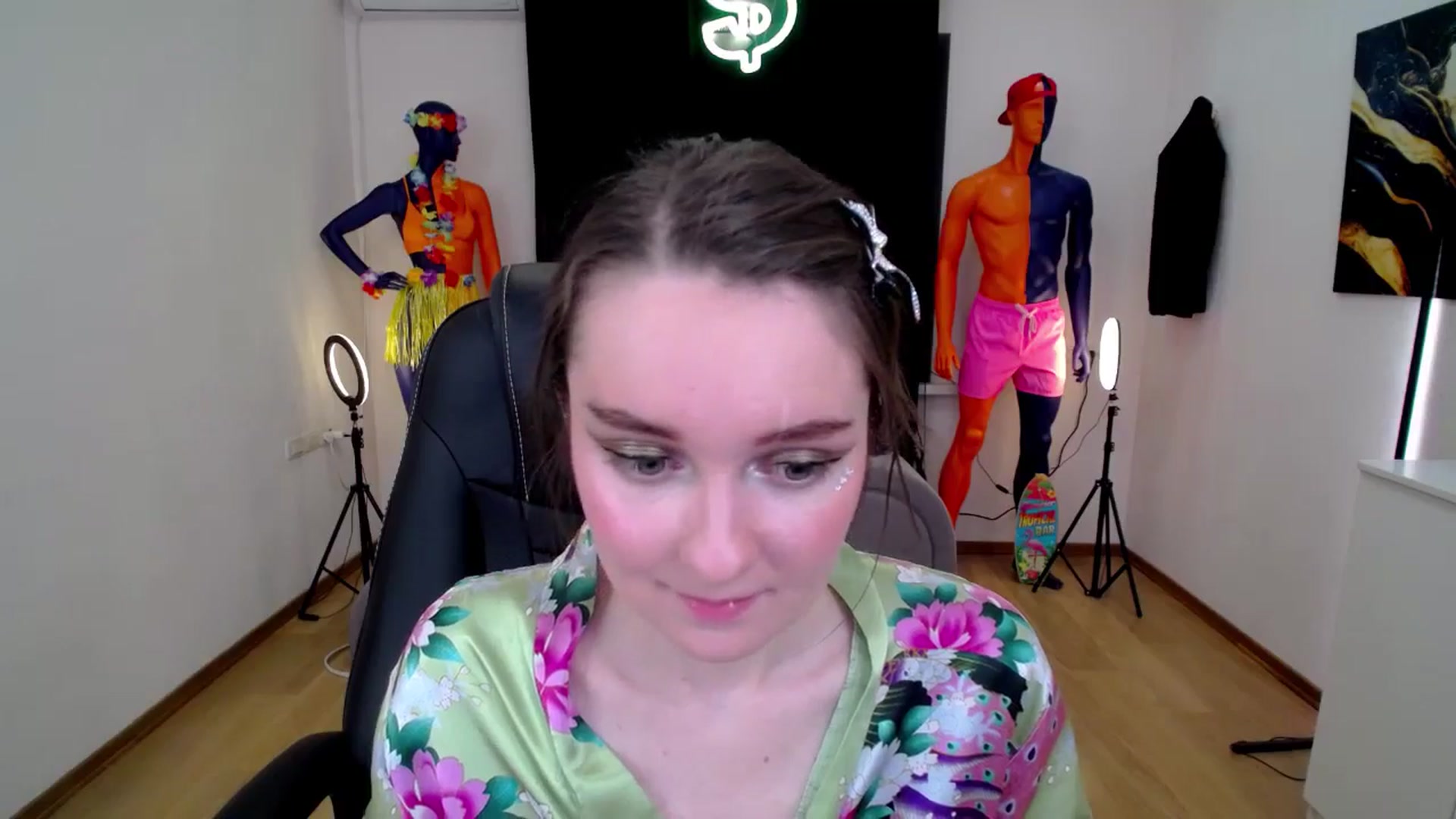 Gallery image thumbnail from Milim_Nava's myfreecams stream on, 10/24/2024, 14:41 image 2 of 20