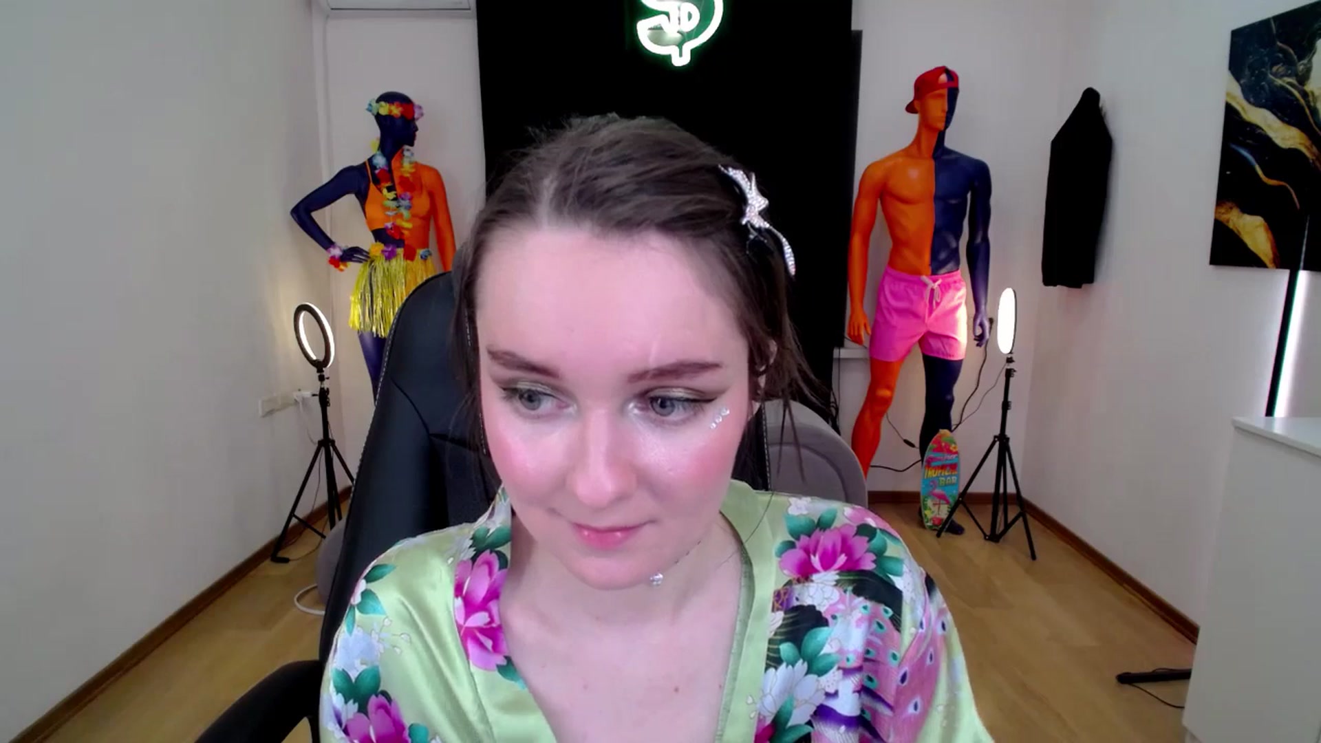 Gallery image thumbnail from Milim_Nava's myfreecams stream on, 10/24/2024, 14:41 image 3 of 20