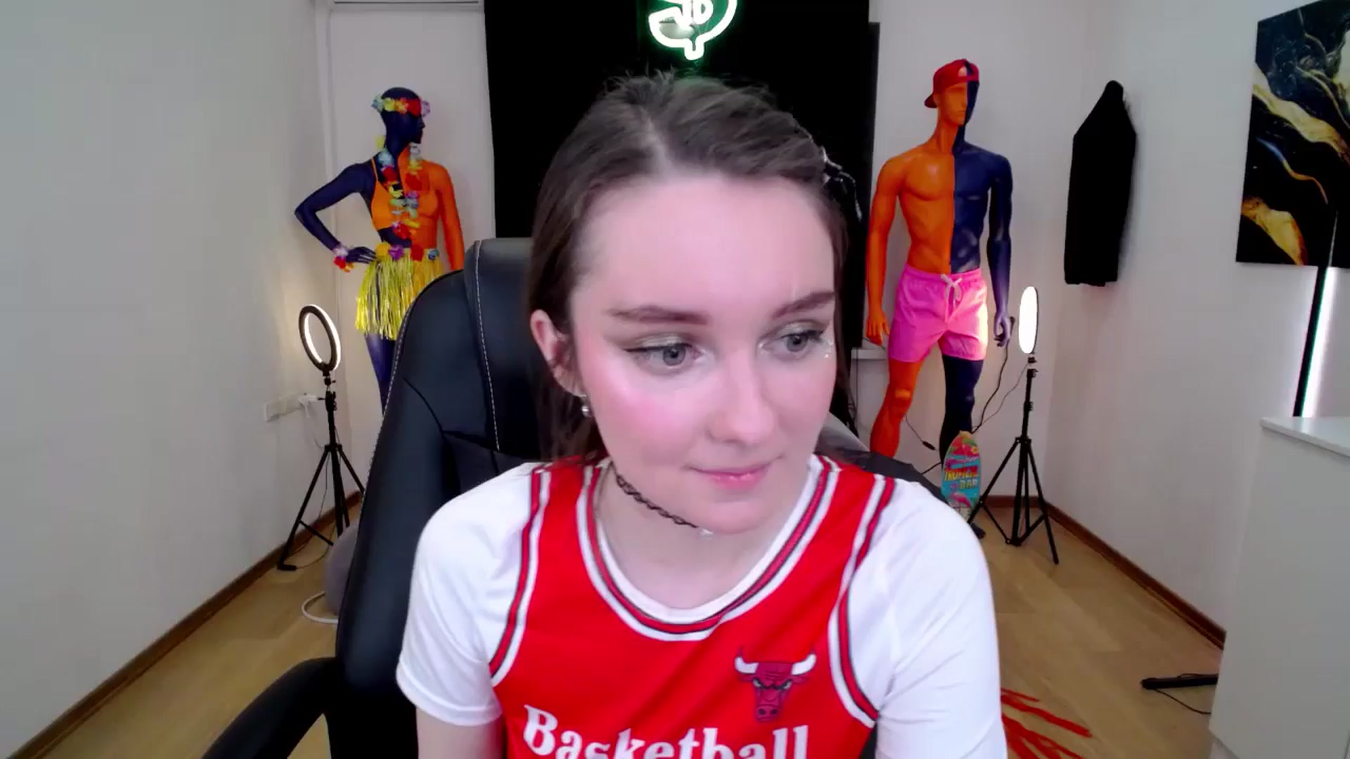 Gallery image thumbnail from Milim_Nava's myfreecams stream on, 10/24/2024, 18:38 image 15 of 20
