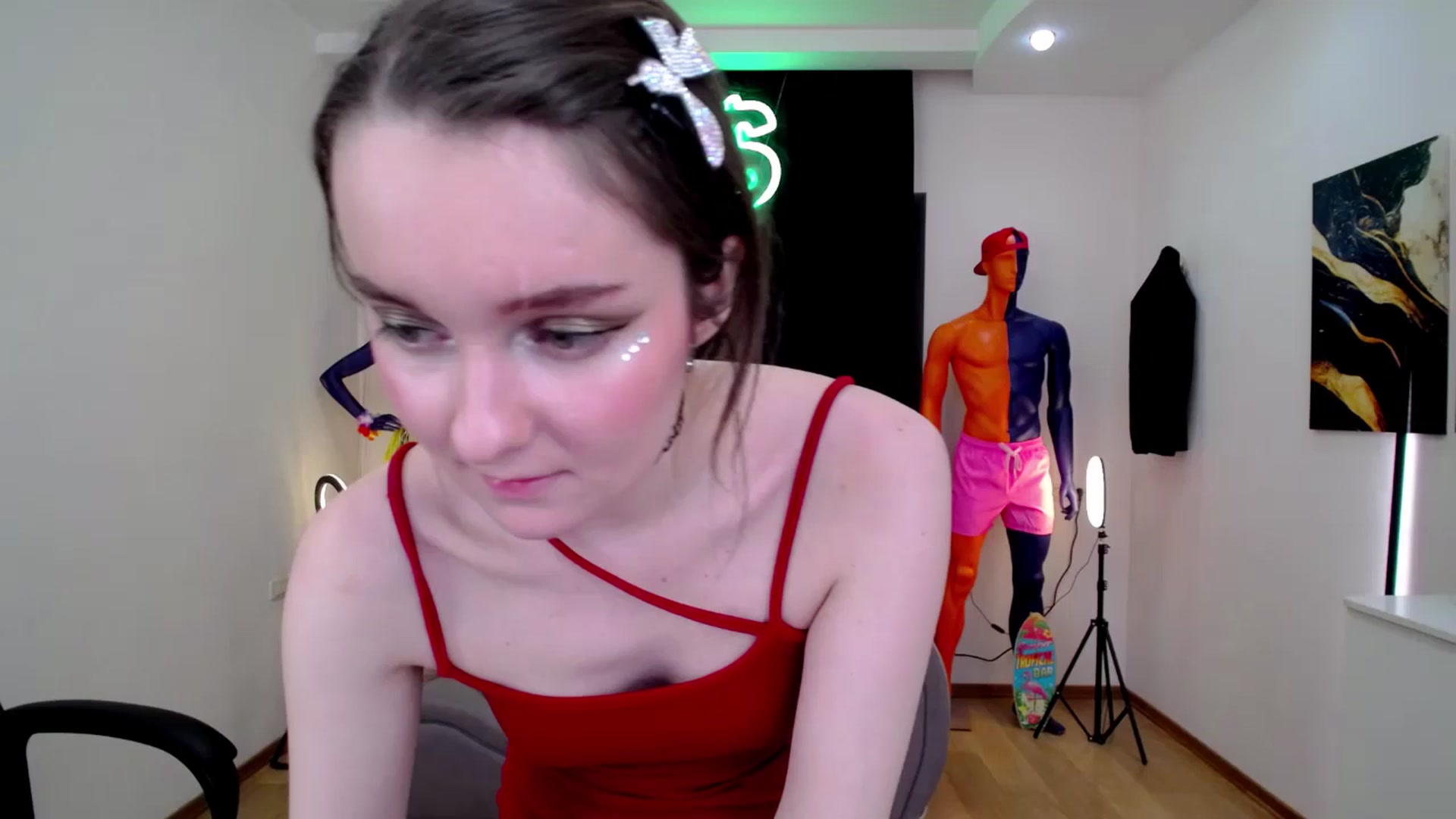 Gallery image thumbnail from Milim_Nava's myfreecams stream on, 10/24/2024, 18:38 image 5 of 20