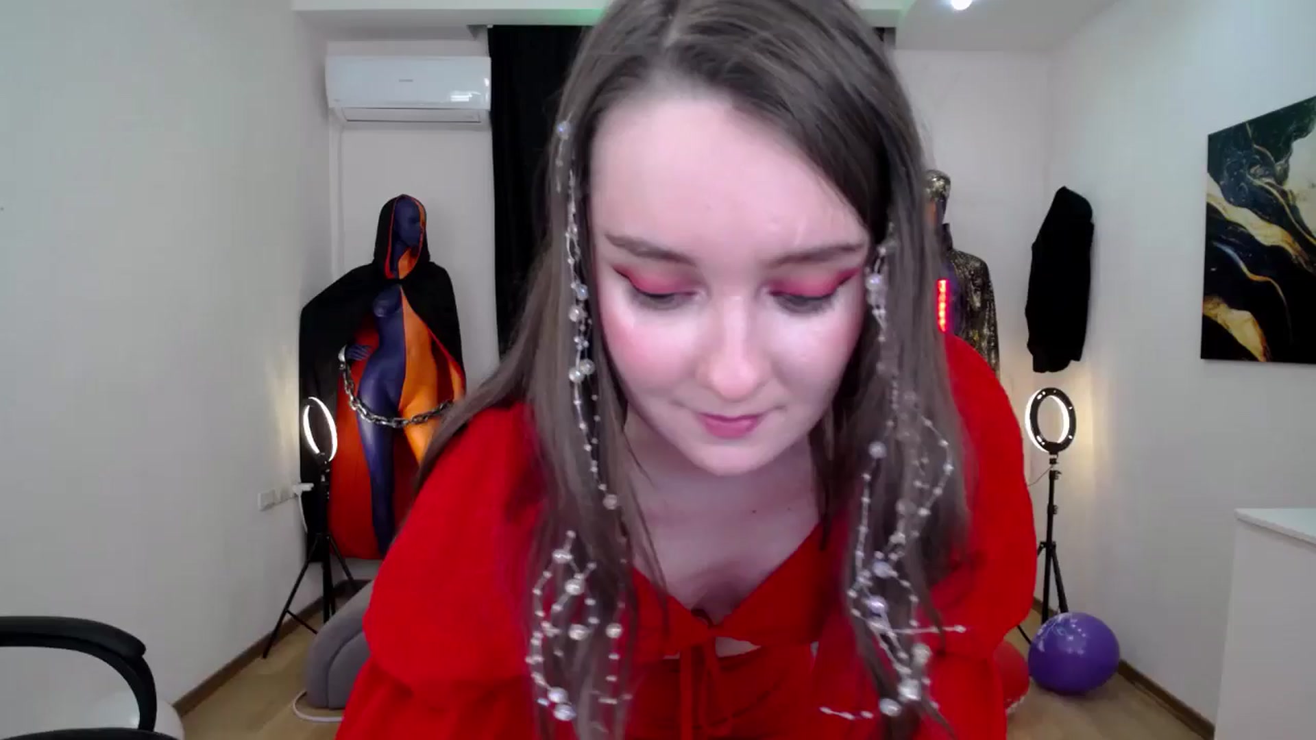 Gallery image thumbnail from Milim_Nava's myfreecams stream on, 10/25/2024, 11:25 image 17 of 20