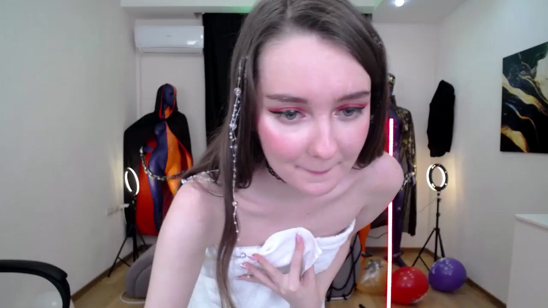Gallery image thumbnail from Milim_Nava's myfreecams stream on, 10/25/2024, 16:34 image 2 of 20