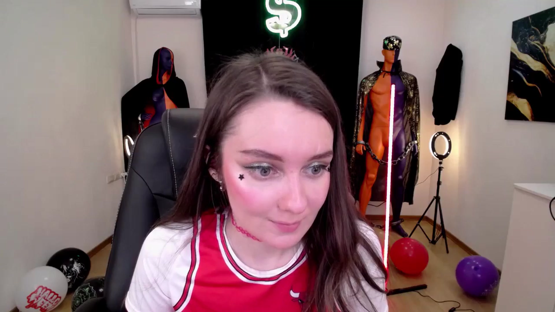 Gallery image thumbnail from Milim_Nava's myfreecams stream on, 10/26/2024, 10:21 image 14 of 20