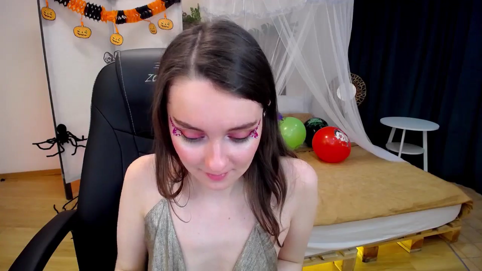 Gallery image thumbnail from Milim_Nava's myfreecams stream on, 10/27/2024, 11:54 image 19 of 20