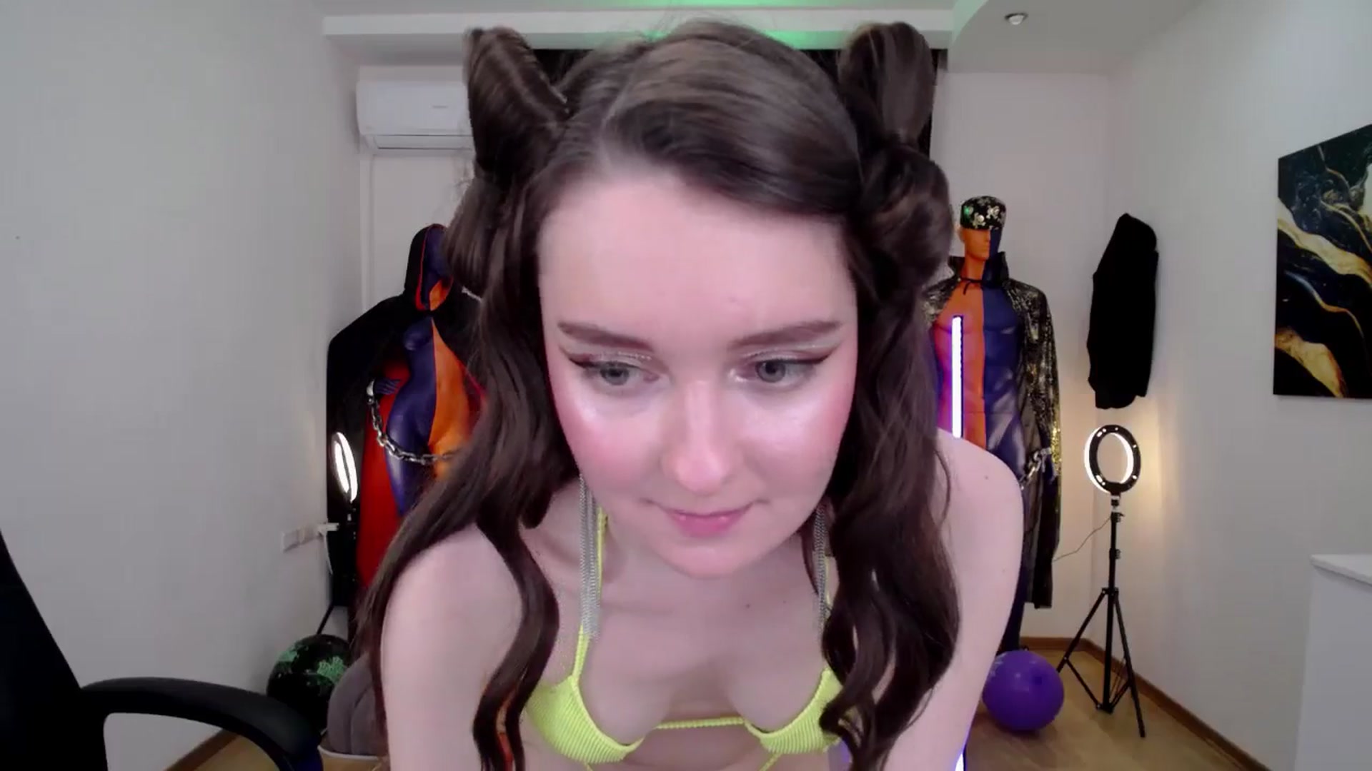 Gallery image thumbnail from Milim_Nava's myfreecams stream on, 10/28/2024, 08:41 image 6 of 20