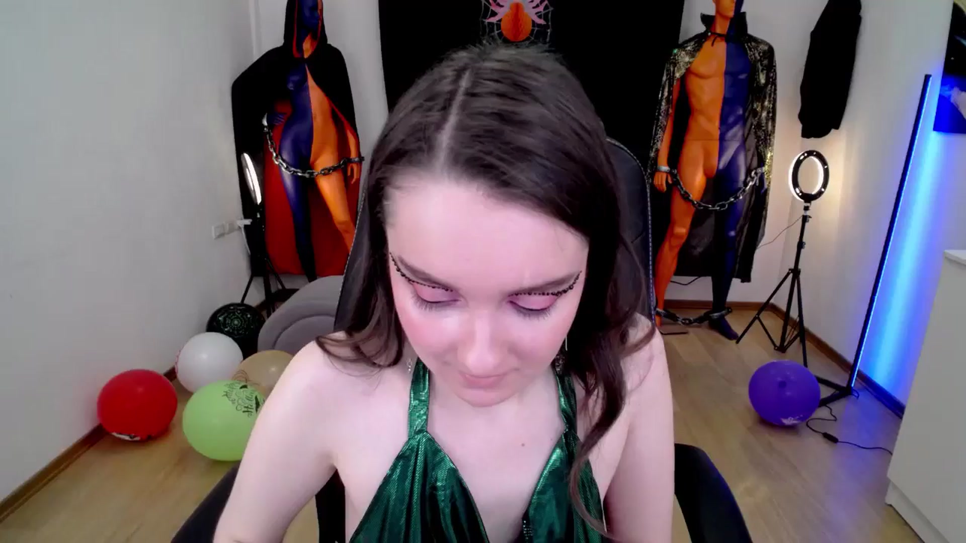 Gallery image thumbnail from Milim_Nava's myfreecams stream on, 10/29/2024, 08:11 image 8 of 20