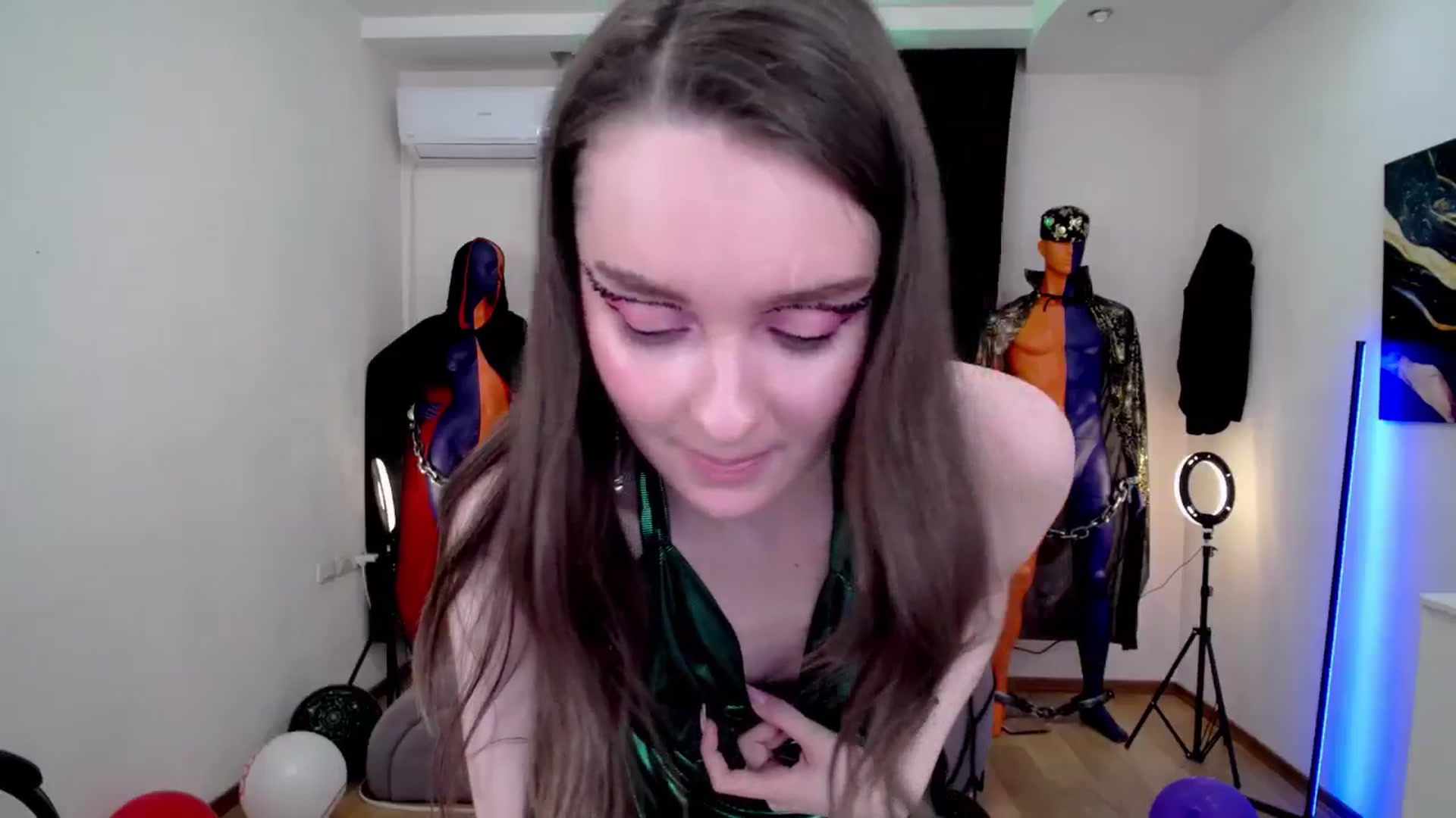 Gallery image thumbnail from Milim_Nava's myfreecams stream on, 10/29/2024, 09:58 image 14 of 20