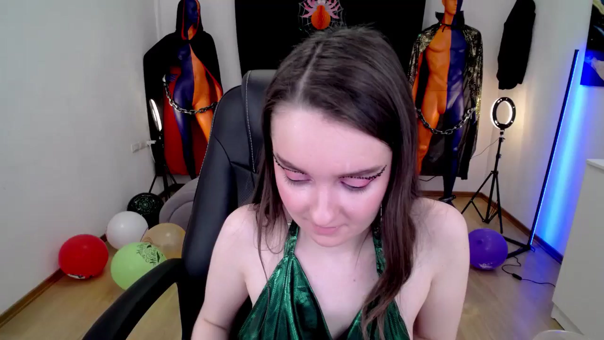 Gallery image thumbnail from Milim_Nava's myfreecams stream on, 10/29/2024, 09:58 image 6 of 20