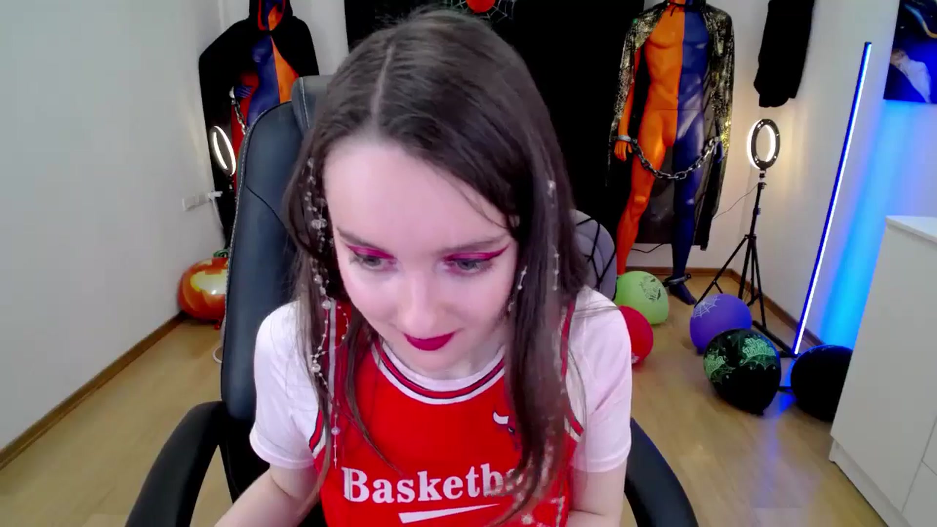 Gallery image thumbnail from Milim_Nava's myfreecams stream on, 10/31/2024, 09:52 image 16 of 20