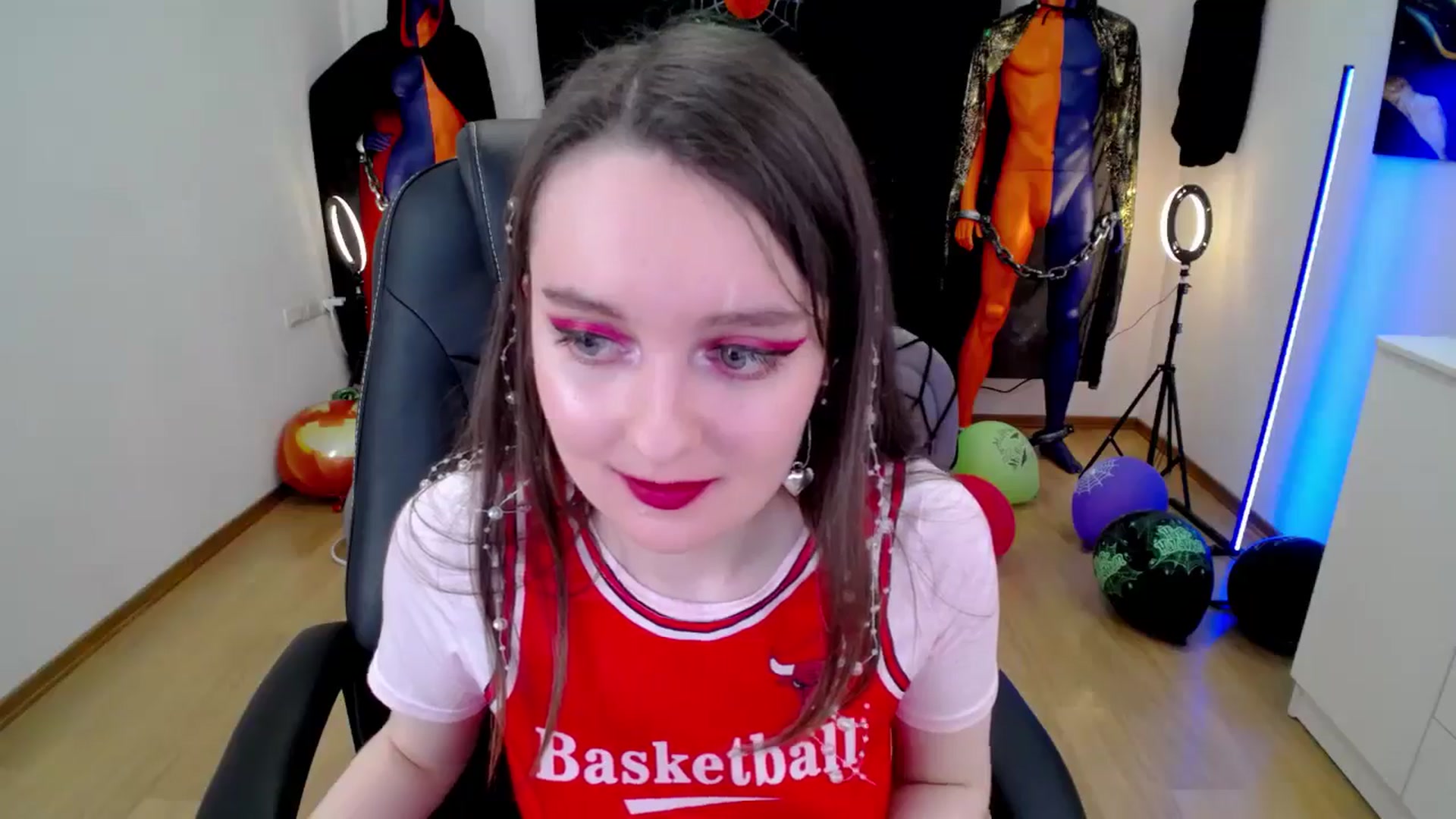 Gallery image thumbnail from Milim_Nava's myfreecams stream on, 10/31/2024, 09:52 image 3 of 20