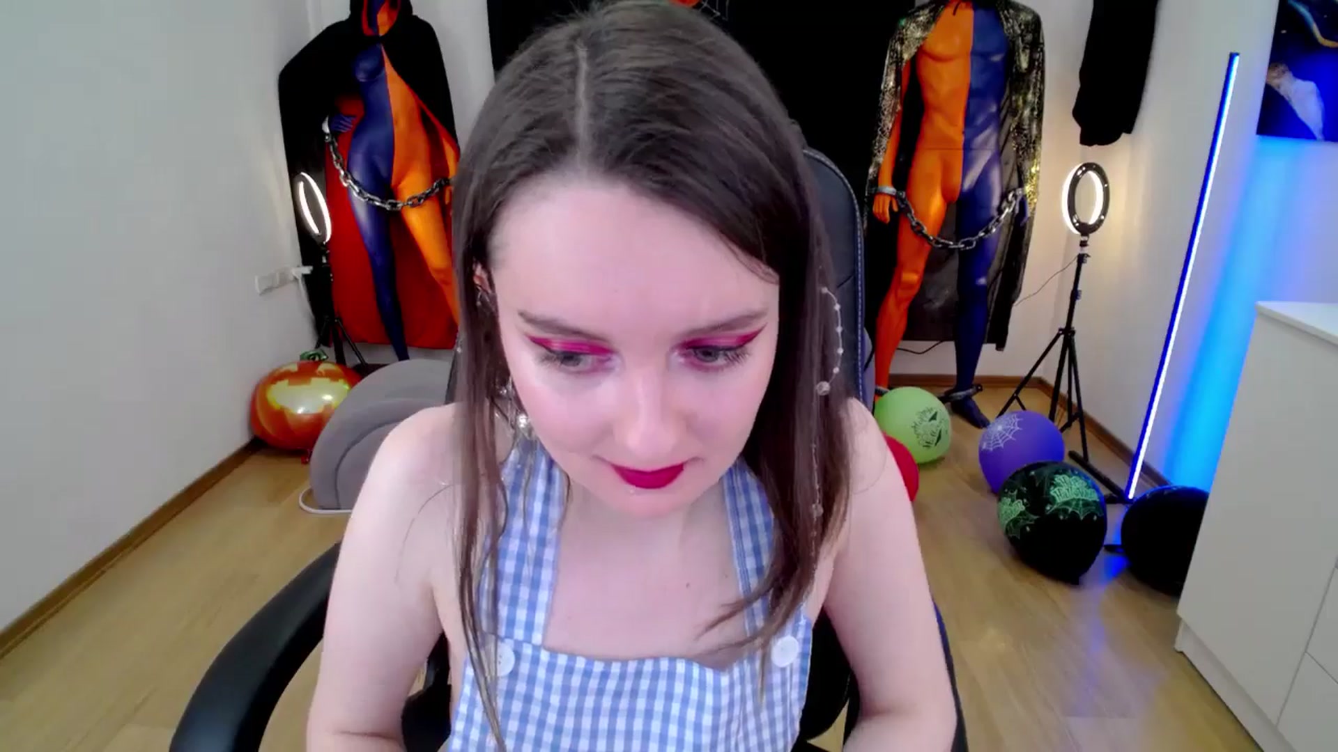 Gallery image thumbnail from Milim_Nava's myfreecams stream on, 10/31/2024, 10:49 image 10 of 20