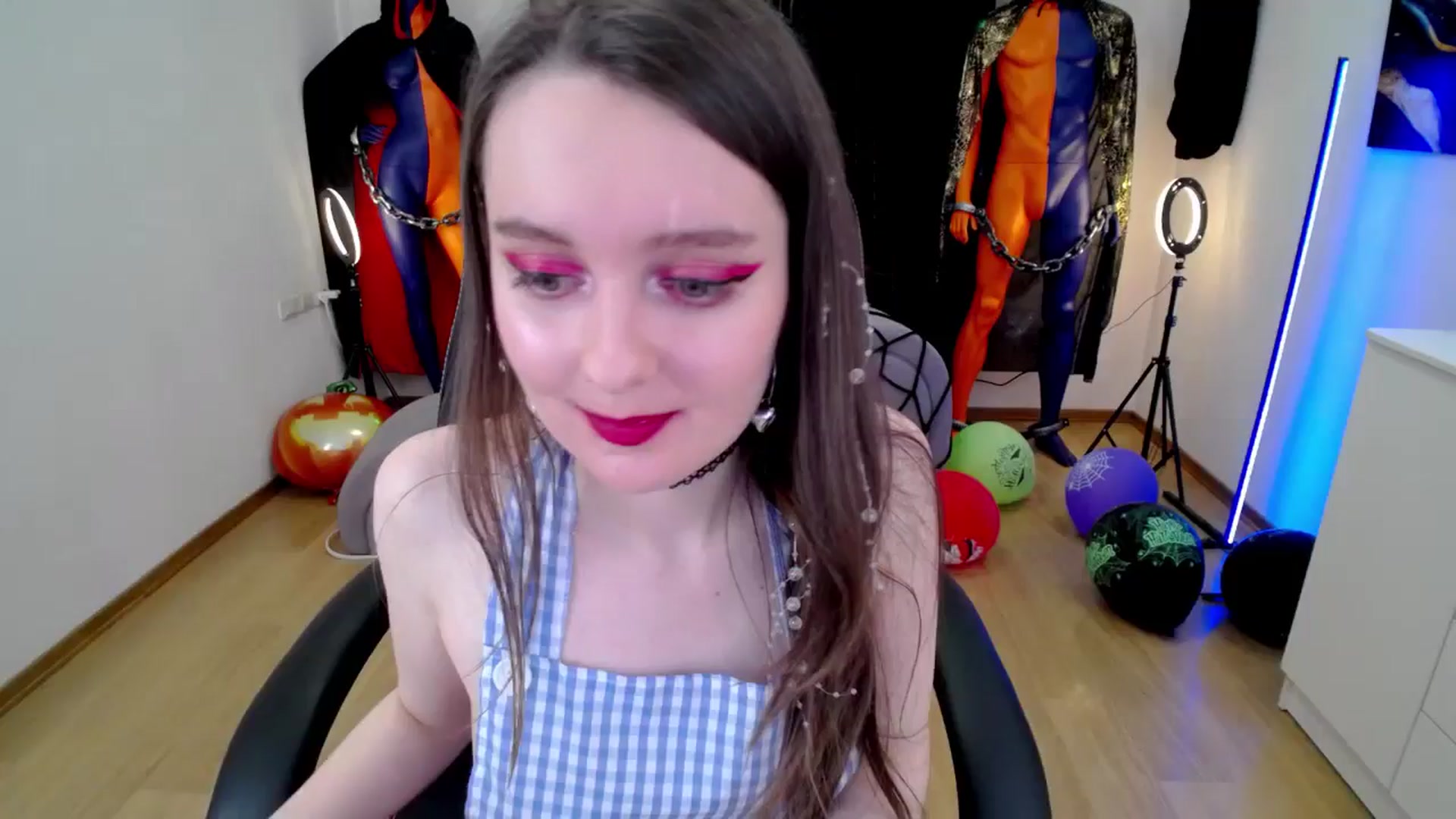 Gallery image thumbnail from Milim_Nava's myfreecams stream on, 10/31/2024, 10:49 image 12 of 20