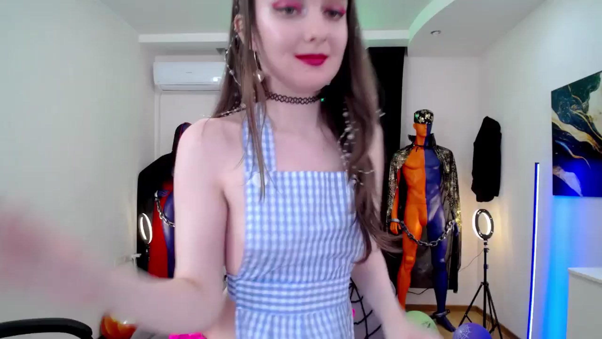 Gallery image thumbnail from Milim_Nava's myfreecams stream on, 10/31/2024, 10:49 image 13 of 20