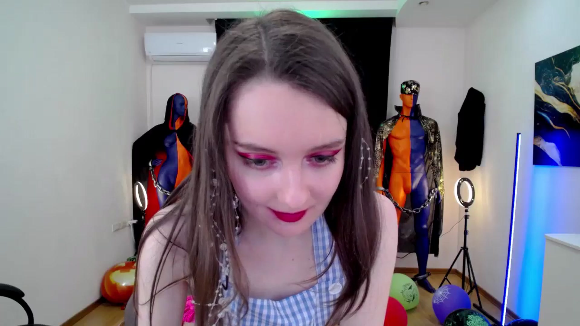 Gallery image thumbnail from Milim_Nava's myfreecams stream on, 10/31/2024, 10:49 image 3 of 20