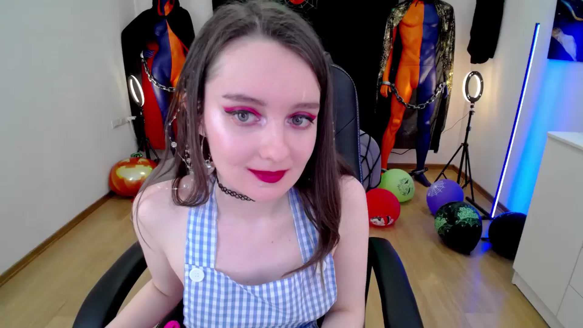 Gallery image thumbnail from Milim_Nava's myfreecams stream on, 10/31/2024, 10:49 image 7 of 20