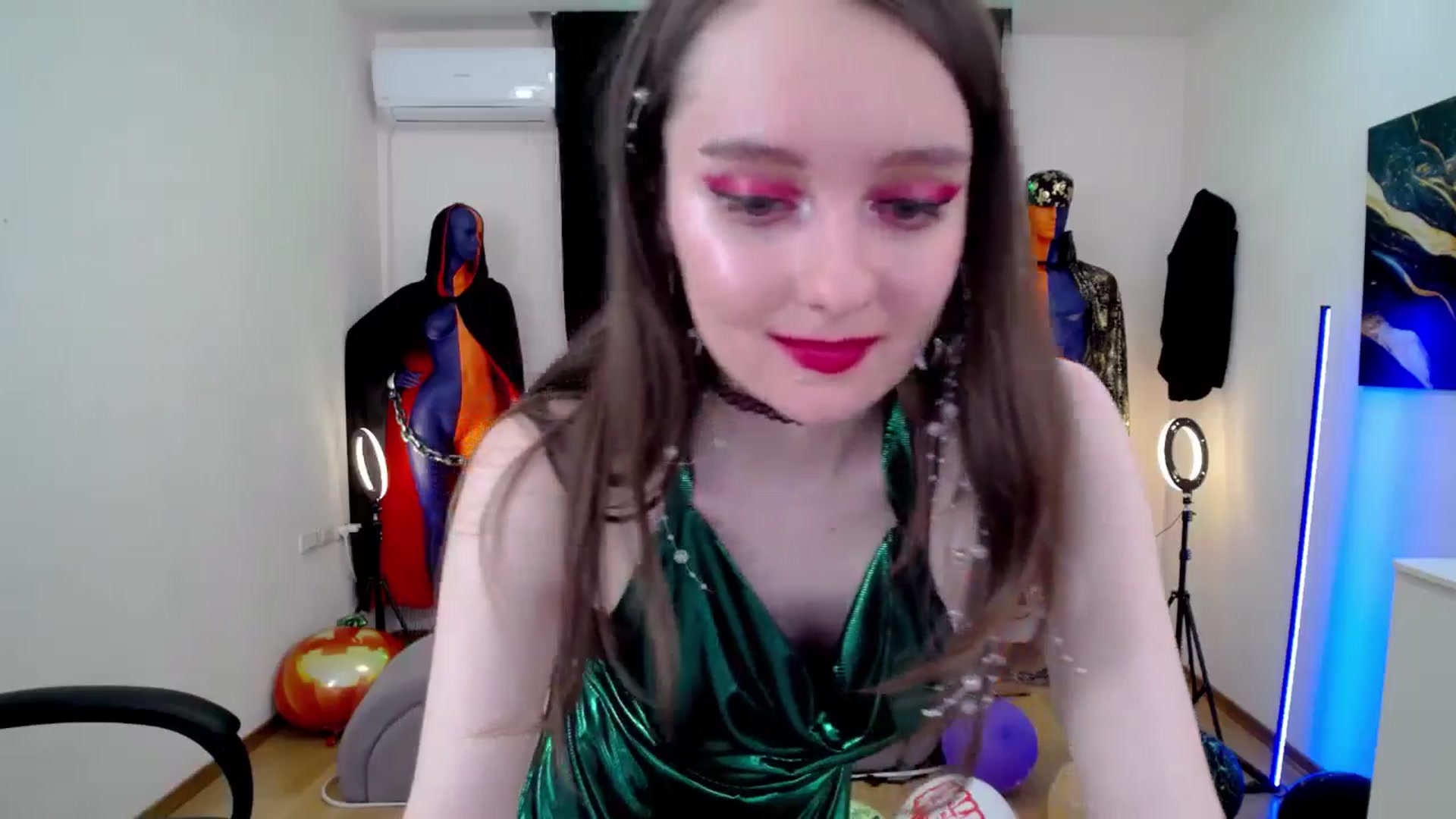 Gallery image thumbnail from Milim_Nava's myfreecams stream on, 10/31/2024, 12:08 image 20 of 20