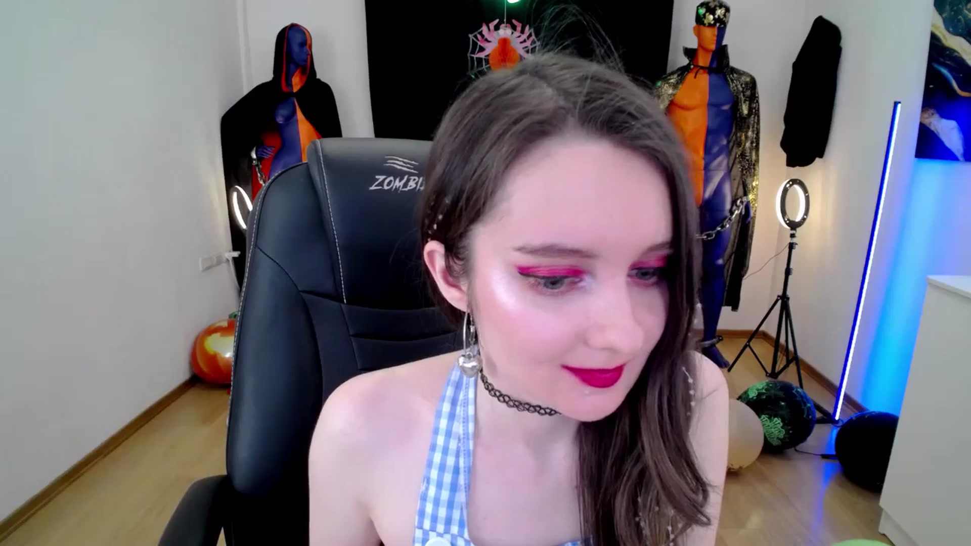 Gallery image thumbnail from Milim_Nava's myfreecams stream on, 10/31/2024, 12:08 image 7 of 20