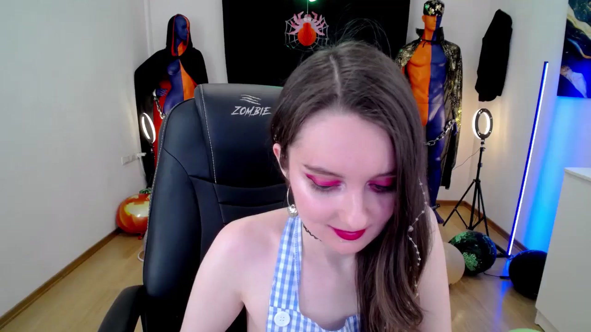 Gallery image thumbnail from Milim_Nava's myfreecams stream on, 10/31/2024, 12:08 image 6 of 20